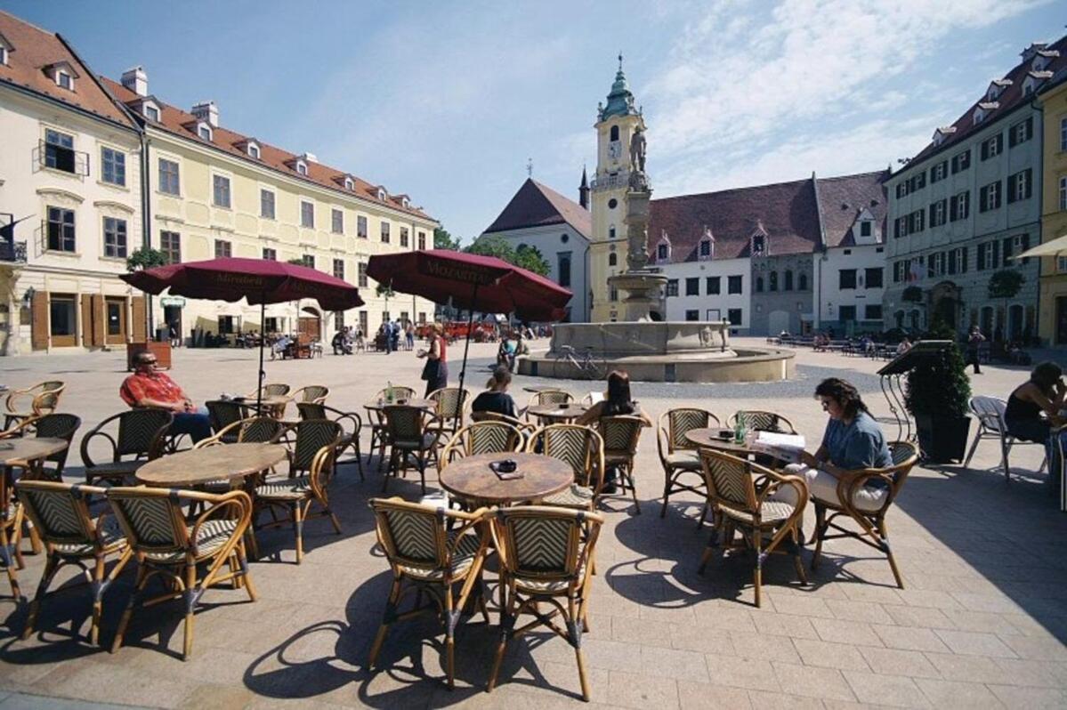 Cozy 1 Bed Floor In The Old Town Apartment Bratislava