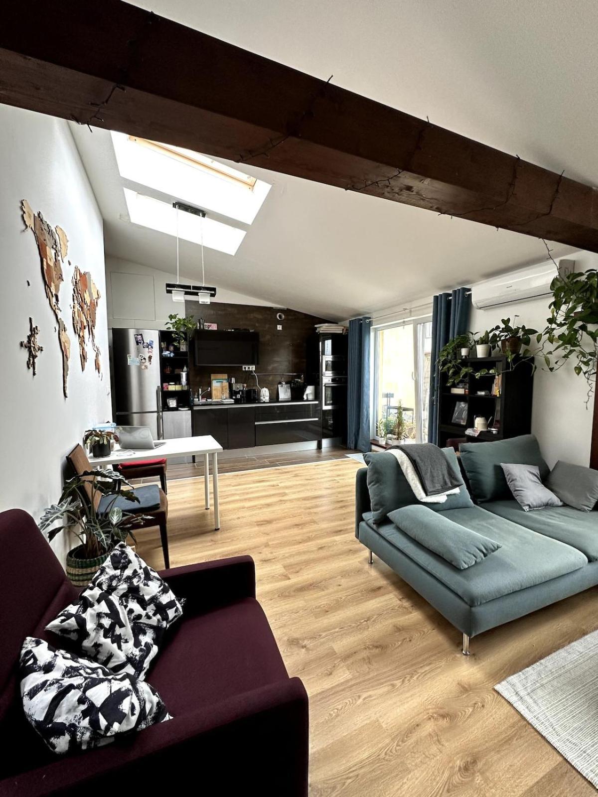 Cozy Penthouse In Old Town Apartmán