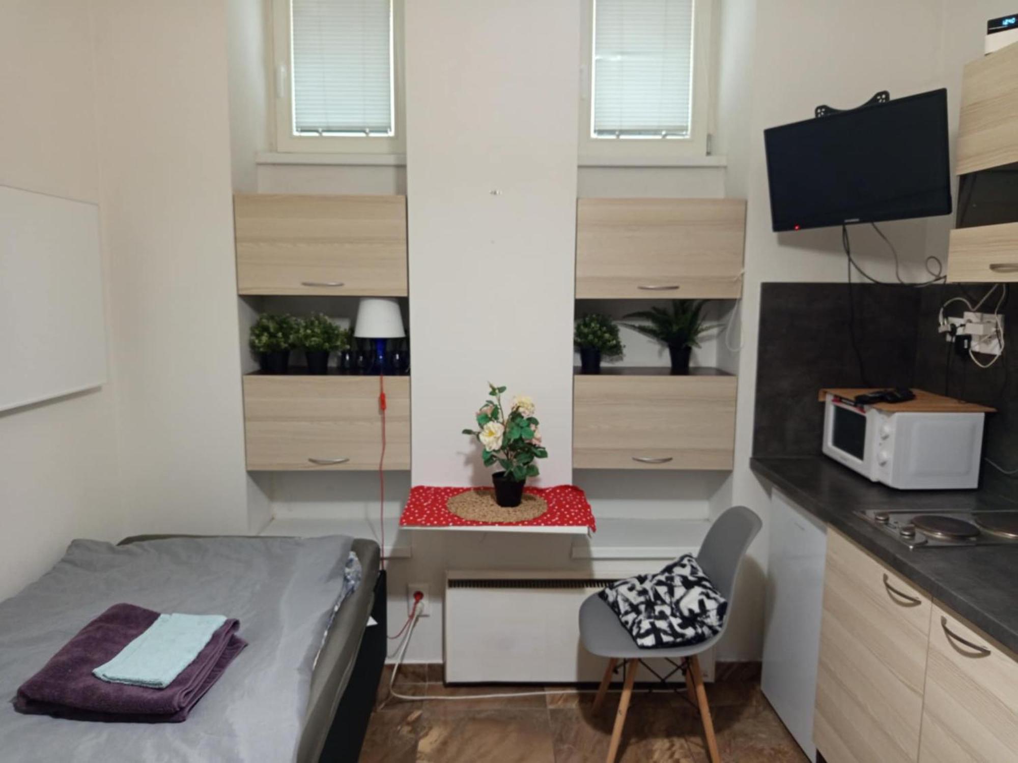 Apartment Studio12 *