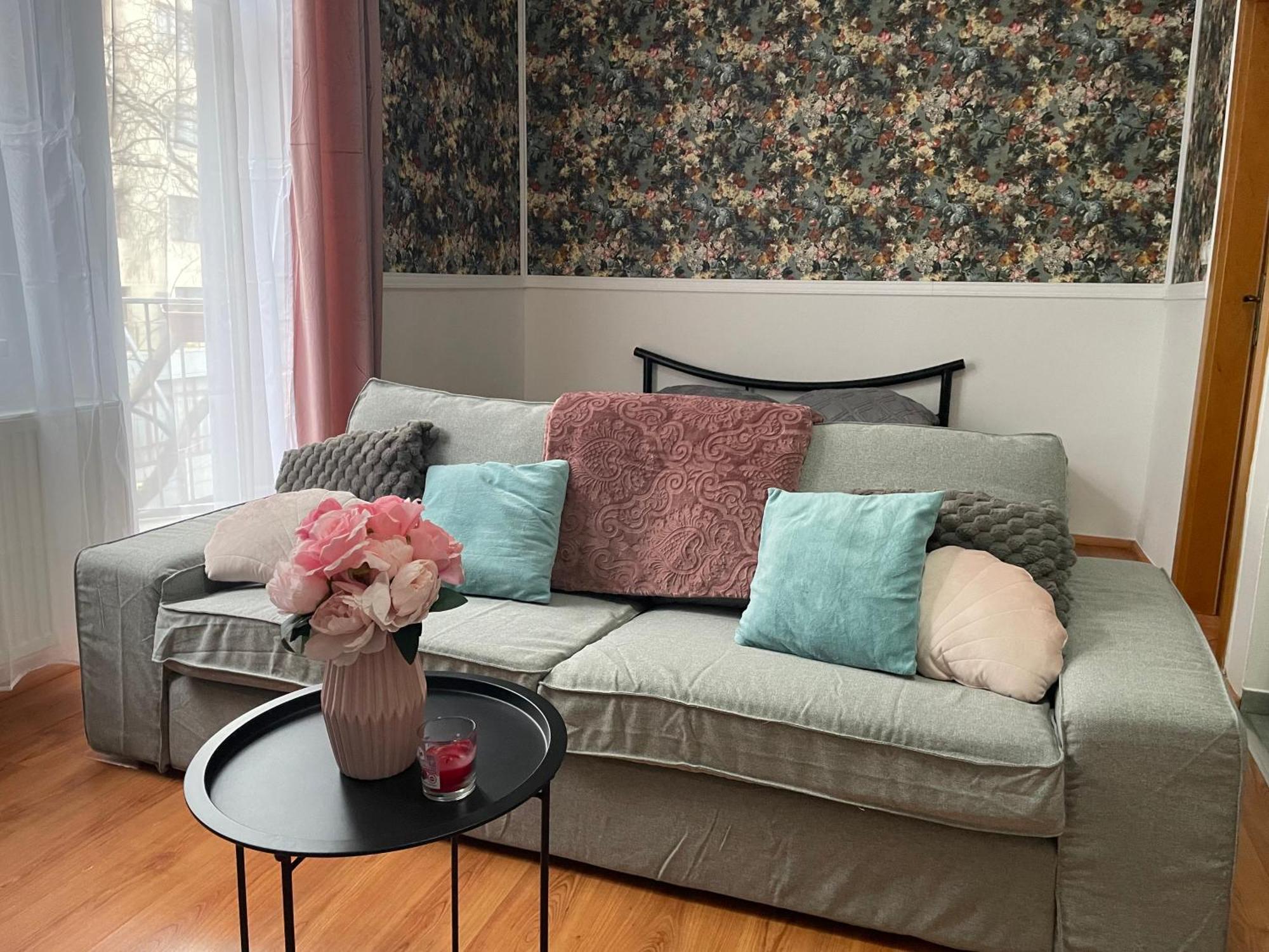 Garden Escape Apartment