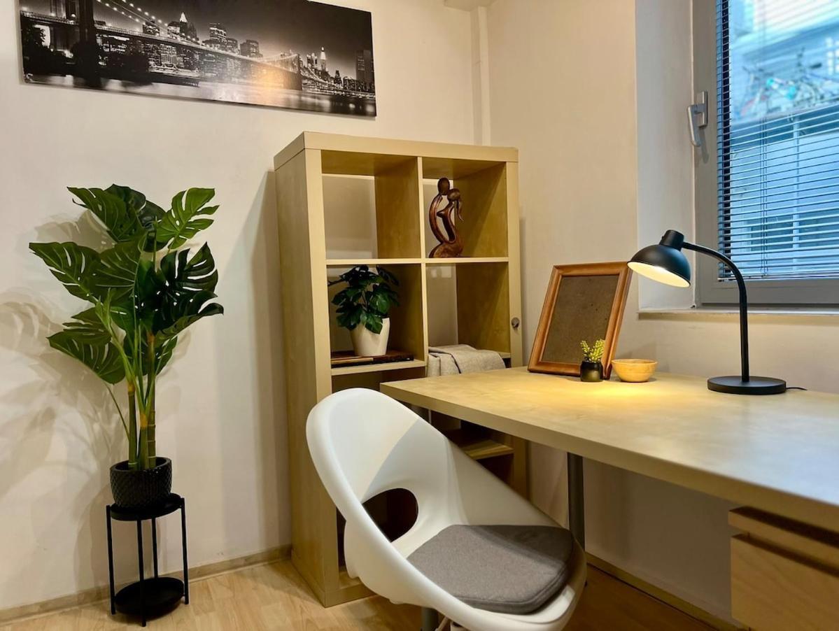Apartment Adm Peaceful In Center- Wifi, Coffee, Ac Bratislava