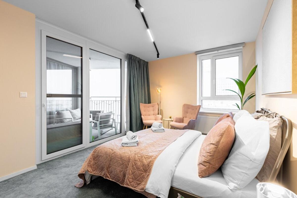 Panorama Luxe Terrace Apartment *