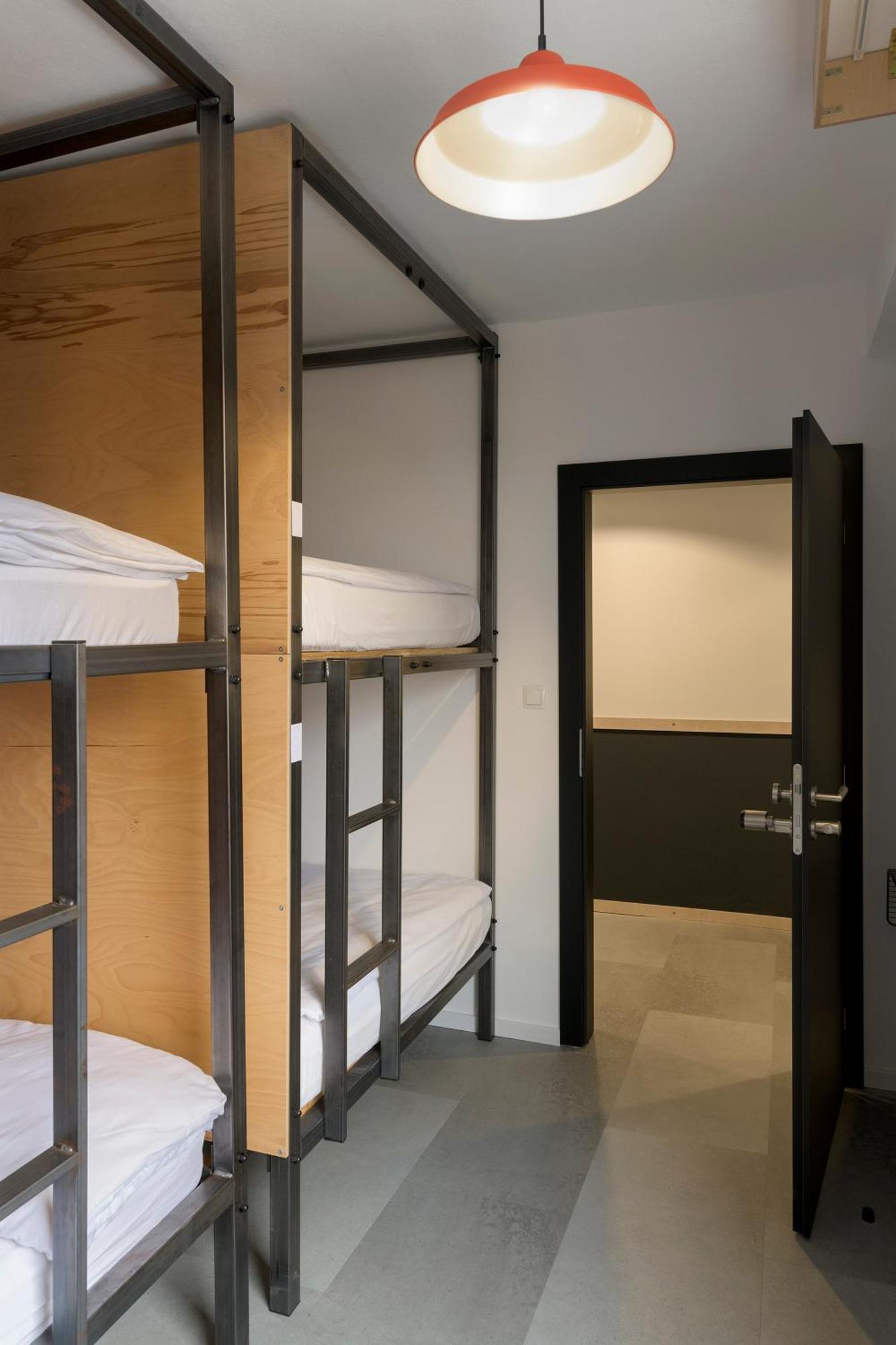 Vibe Station Loft By Zazi Hostel