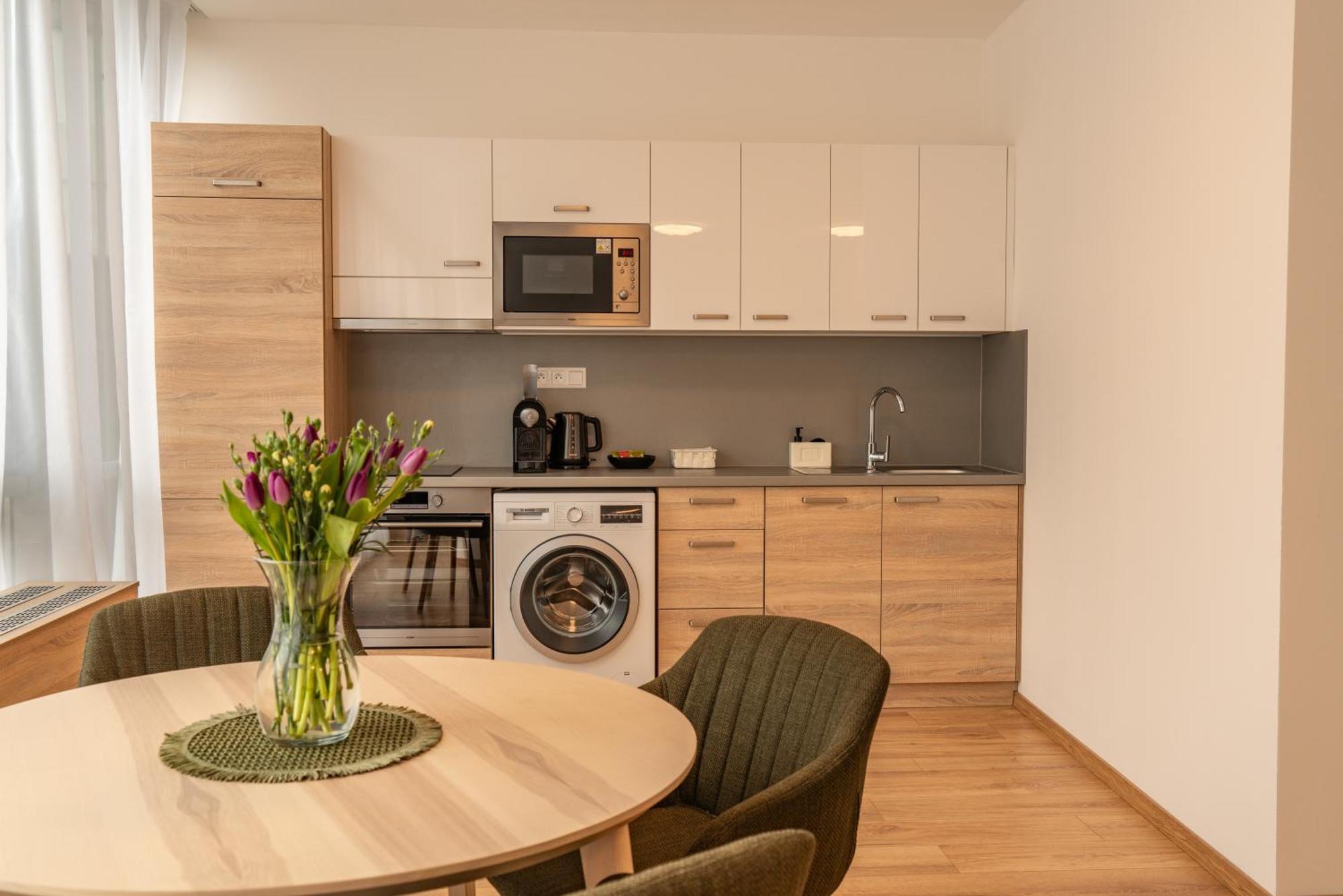 P23 Apartment *
