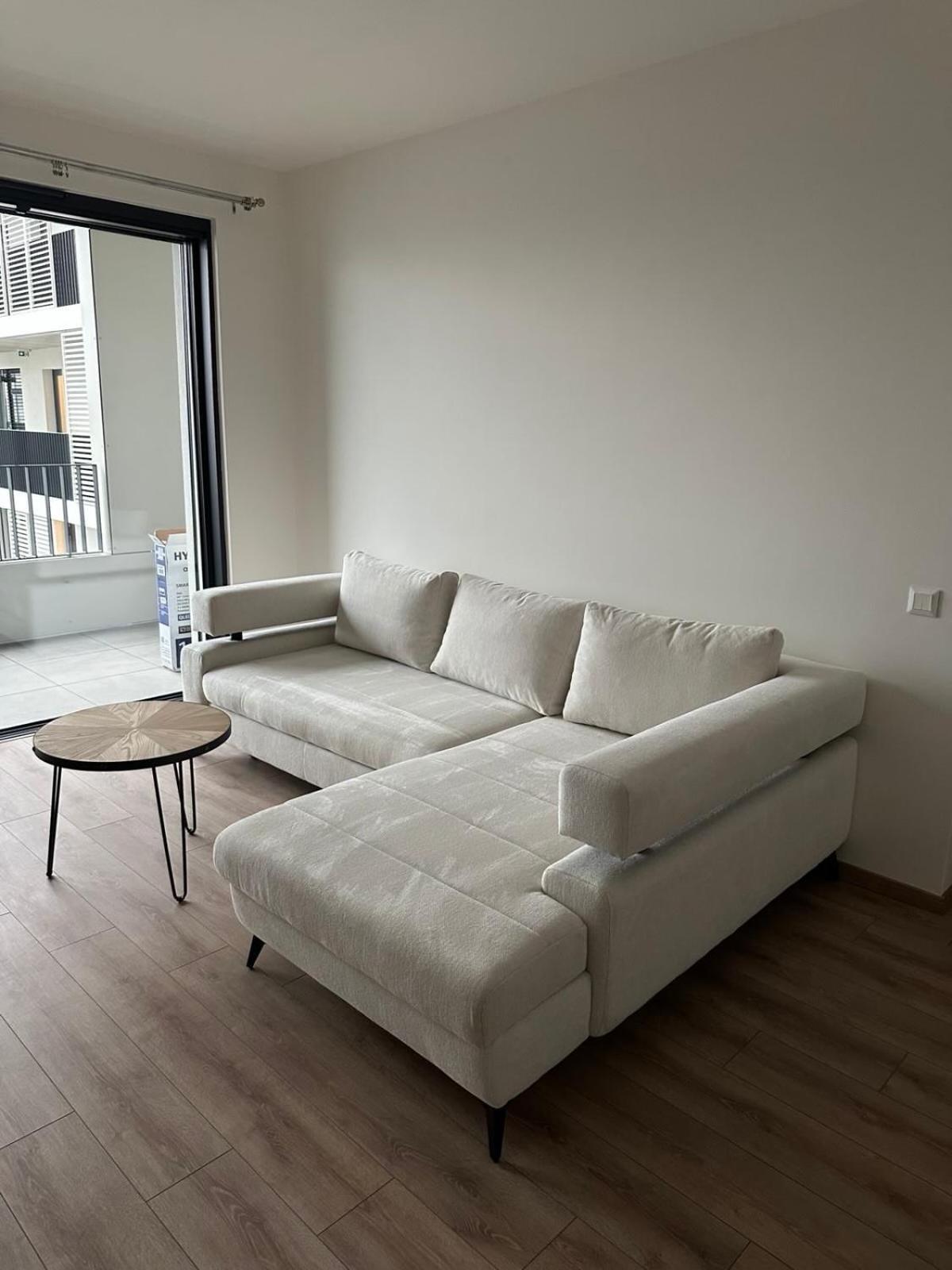 2 In Downtown,free Parking,late Check-out,big Balcony Apartment Bratislava