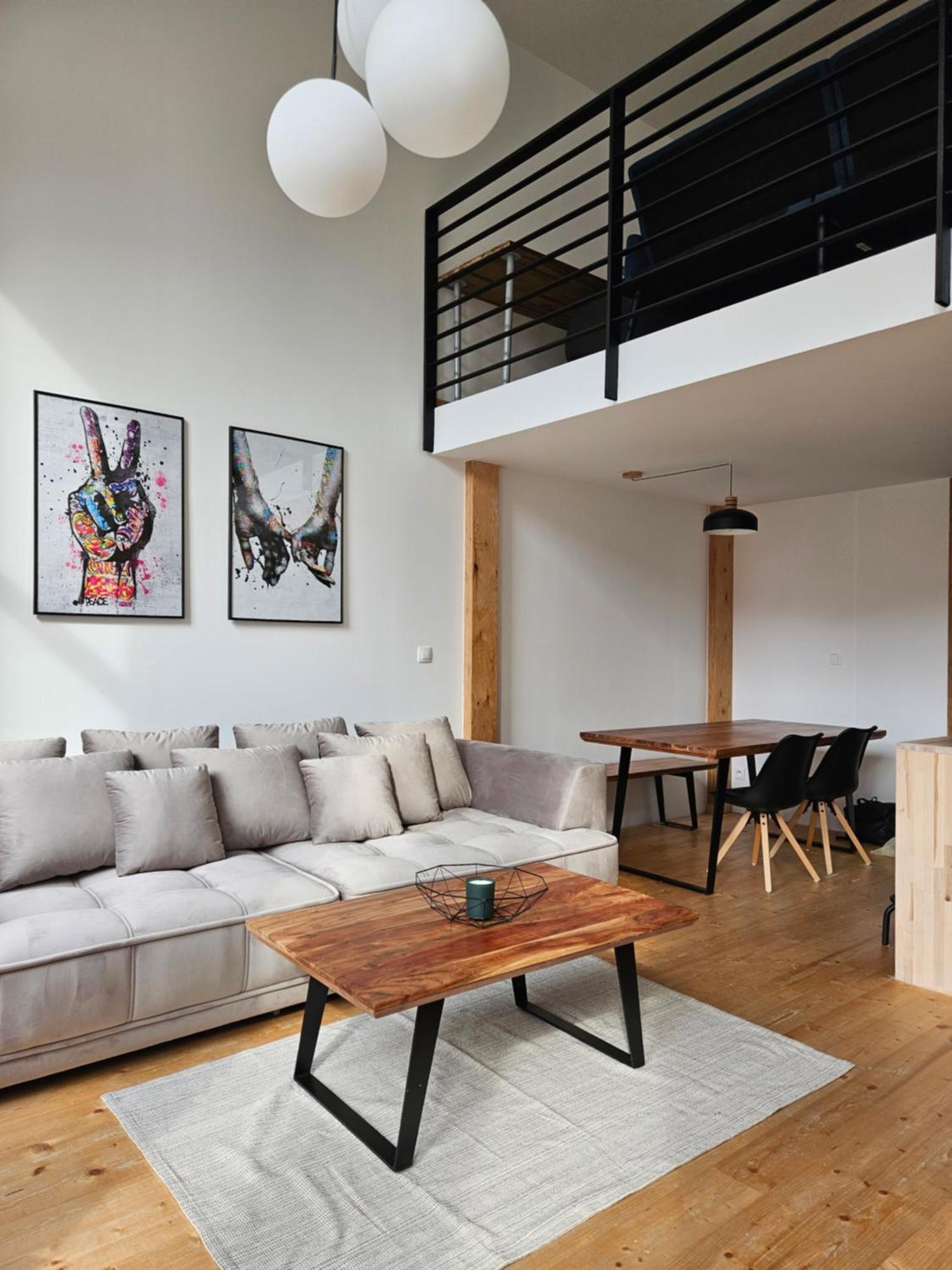 Apartment Spacious Modern Loft, 2 Bedrooms, 95m2, Free Parking Bratislava
