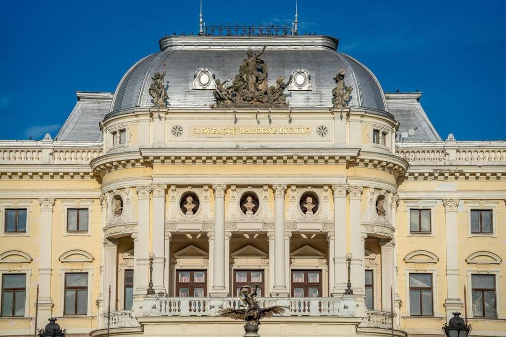Sukromny Staromestsky V Uzasnej Lokalite/cozy Old-town In A Great Neighborhood Appartamento Bratislava