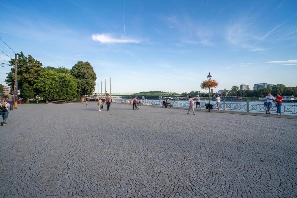 Appartamento Sukromny Staromestsky V Uzasnej Lokalite/cozy Old-town In A Great Neighborhood Bratislava
