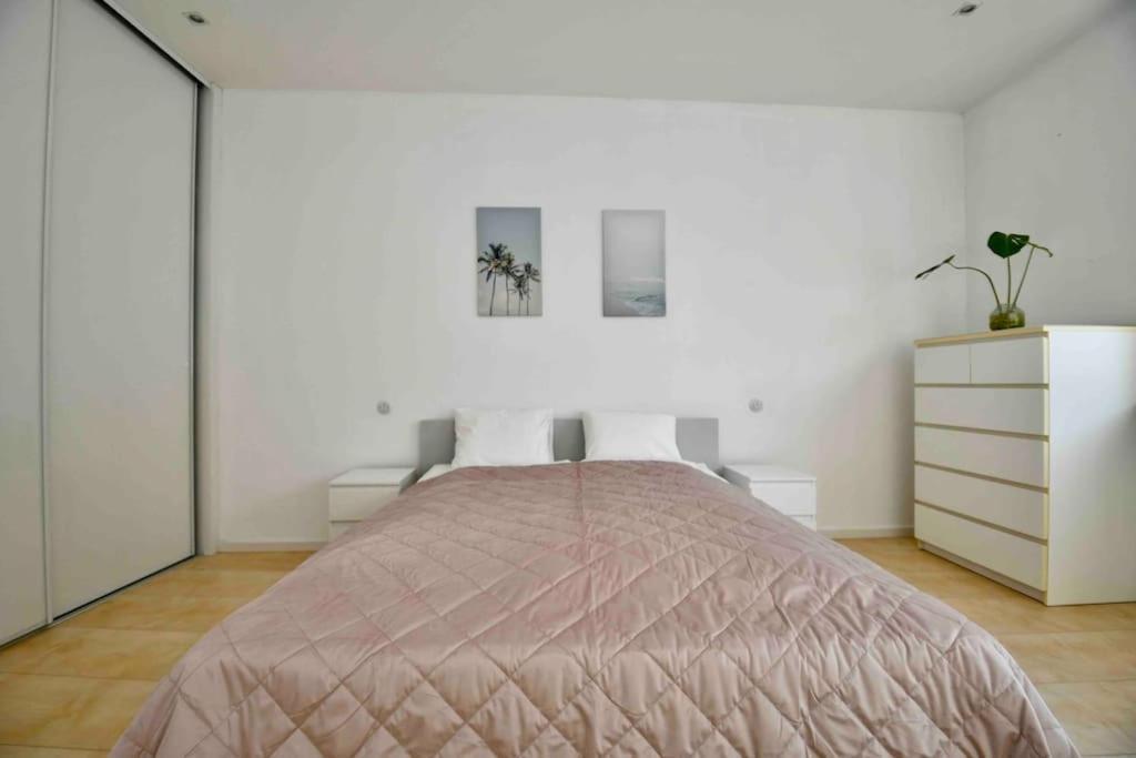 Cozy 2br In Heart Of Old Town Apartment Bratislava