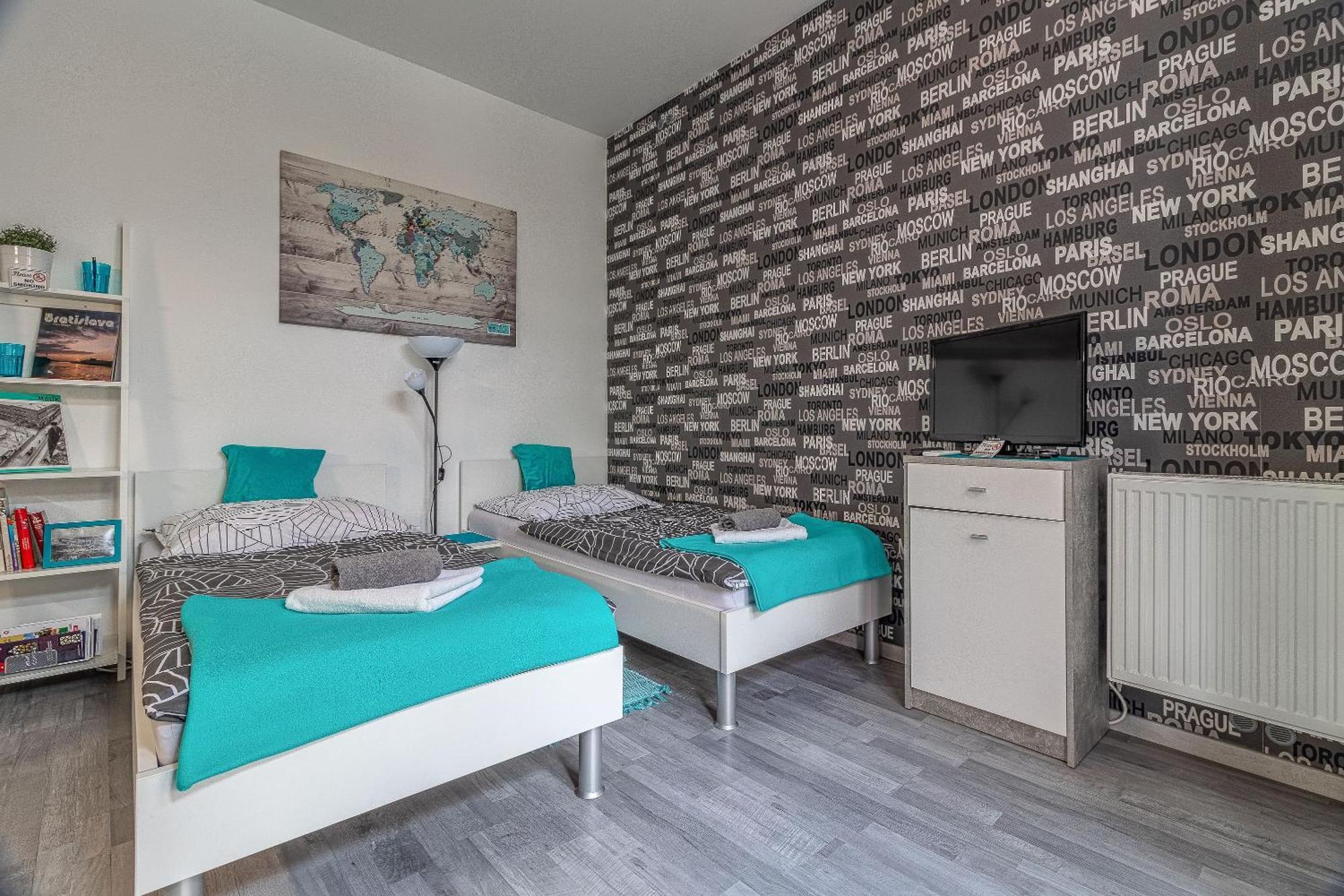 Apartment Jonas - Great Location Near Center *