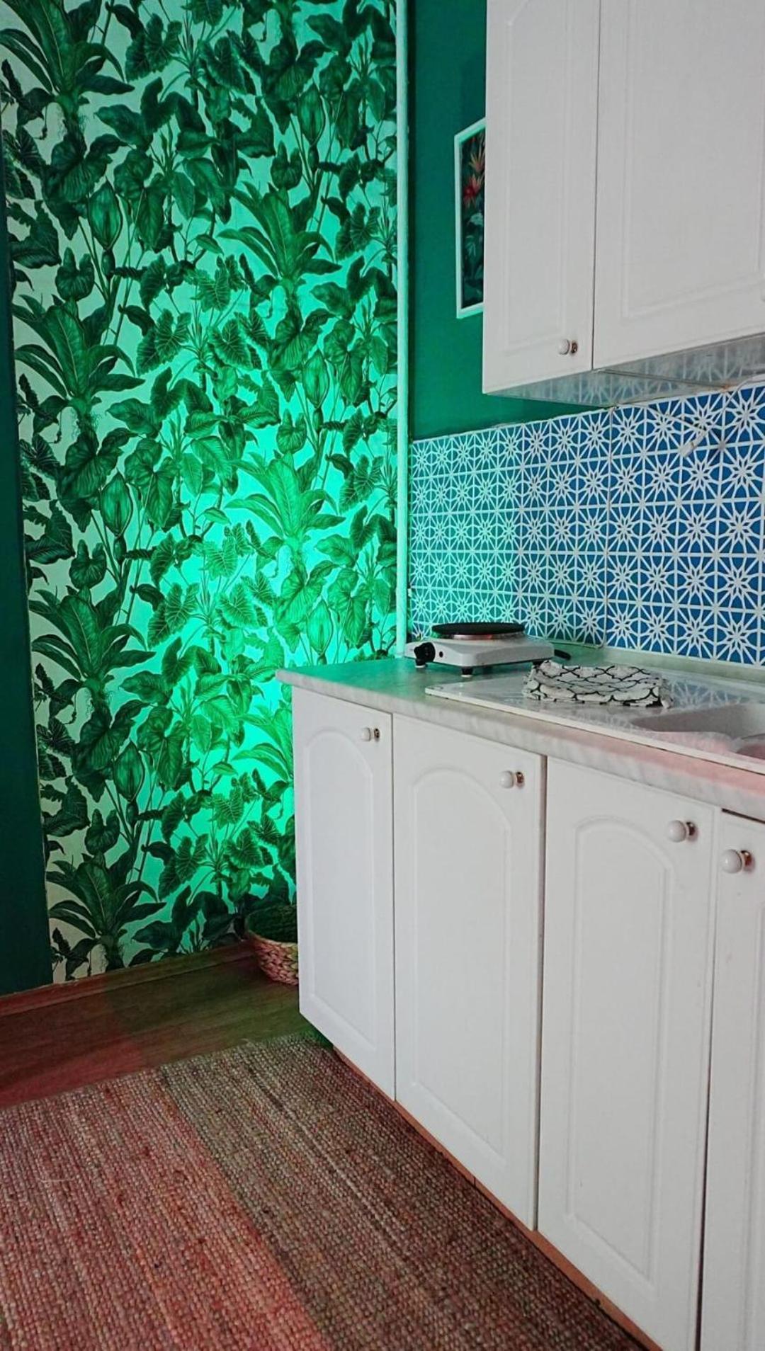 Homestay Atlas With Shared Bathroom