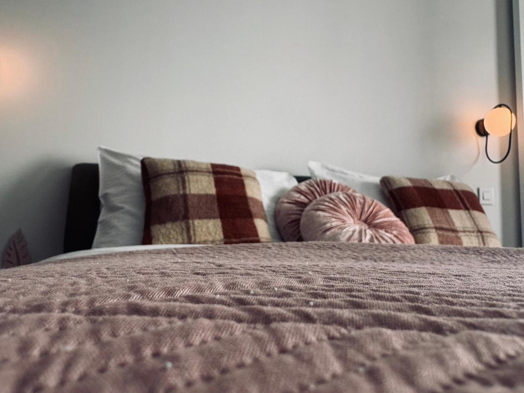 Euroveagreyluxury Apartment *