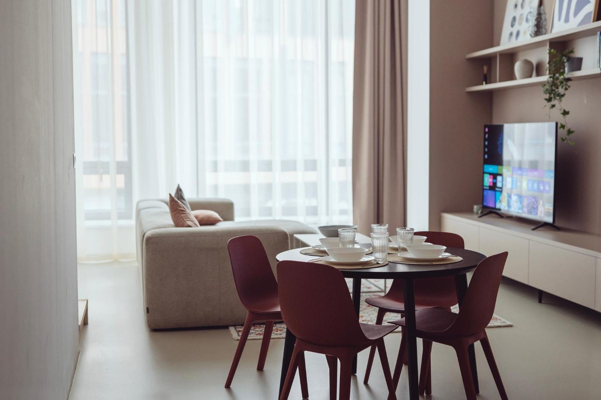 Premium Loft ǀ Ac, 2 Bedrooms, Free Parking Apartment *
