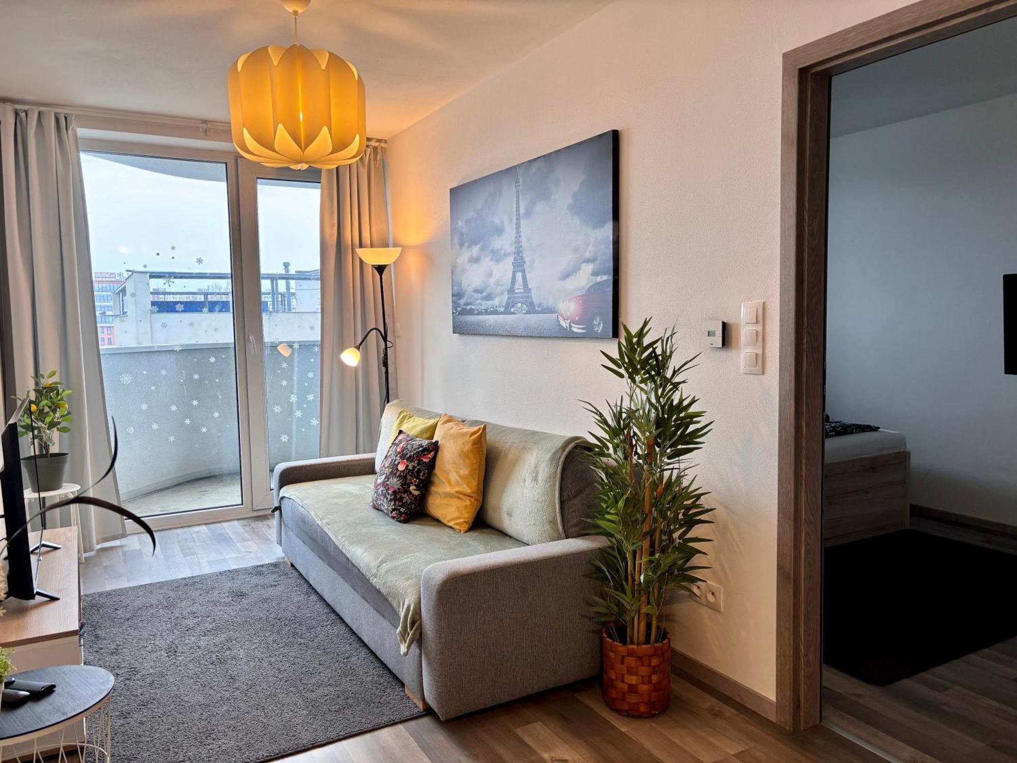 New Apt, Parking In Garage In Matador Resident Apartment *