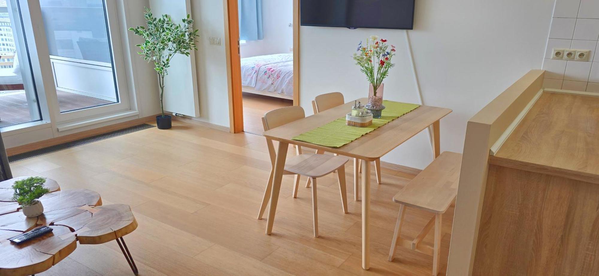 Castle View Sky, 3 Rooms, 1 Loggia, Free Parking * Bratislava