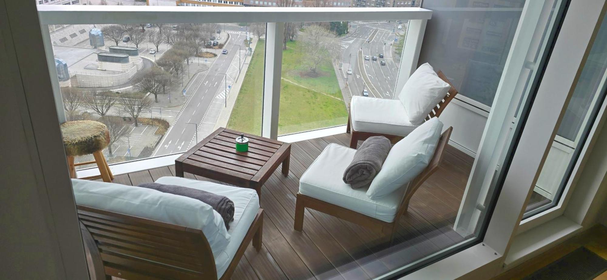 Castle View Sky, 3 Rooms, 1 Loggia, Free Parking Apartment