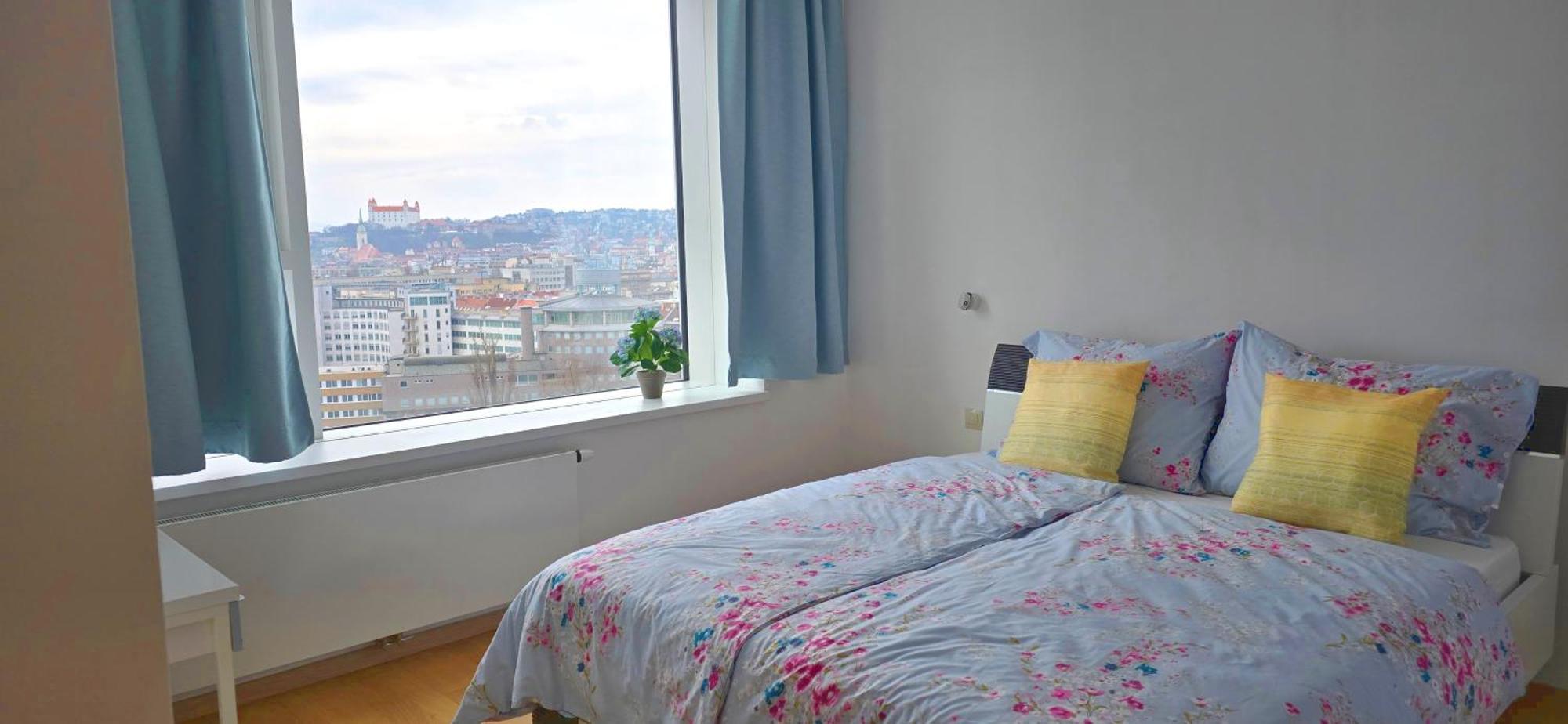 Apartment Castle View Sky, 3 Rooms, 1 Loggia, Free Parking *