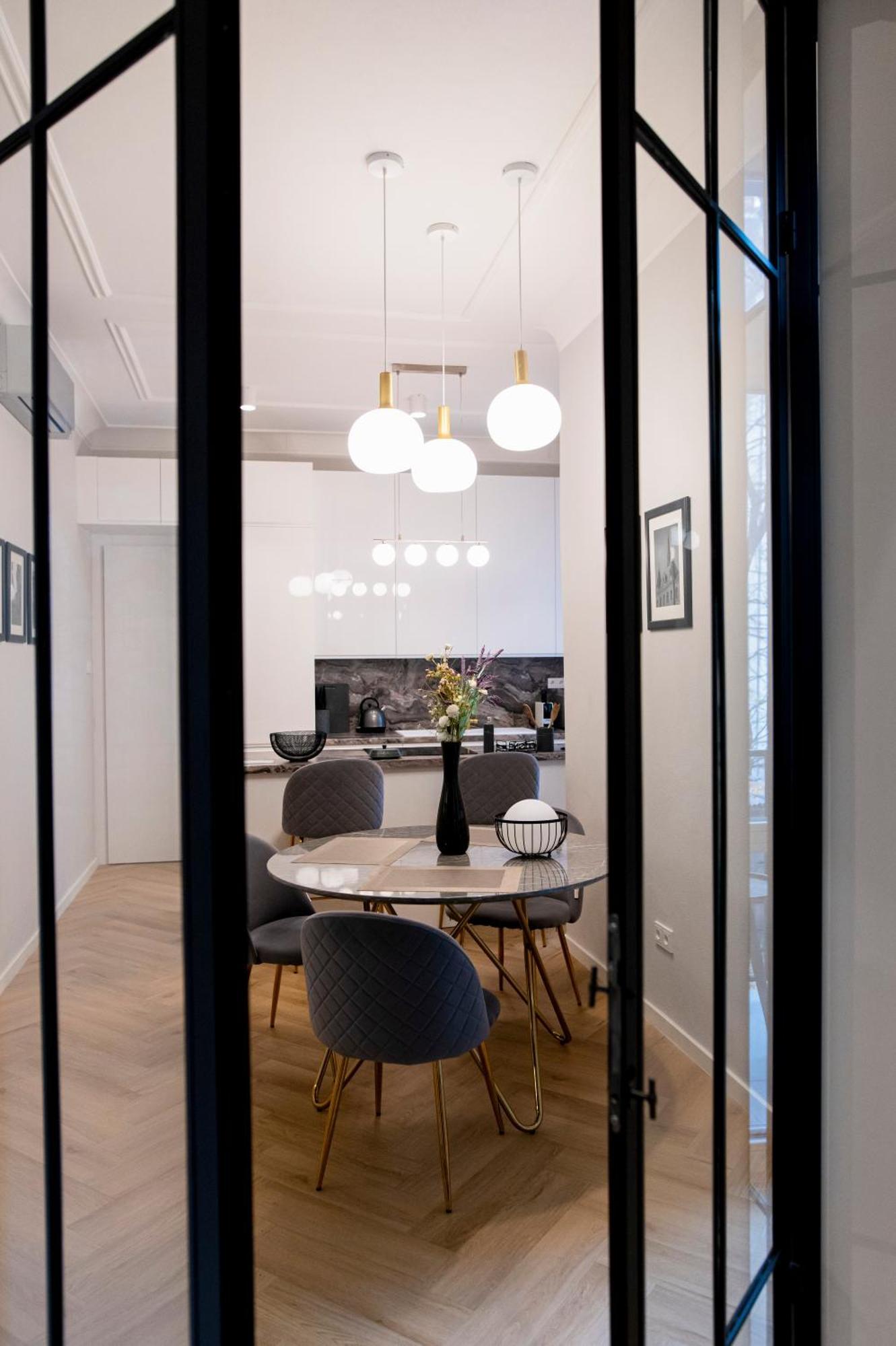 Premium 110 Sqm In The Historical Center Apartment *