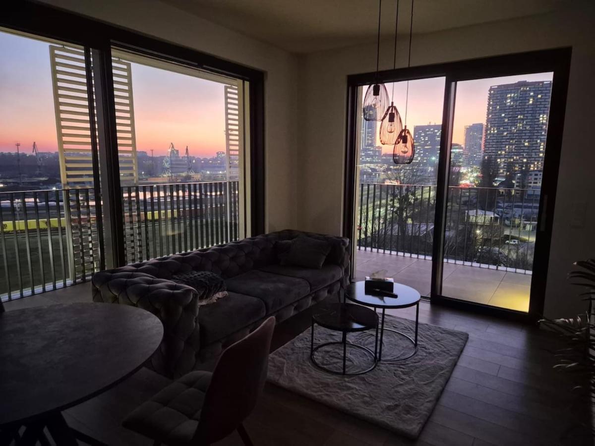 Apartment Luxury 3 *