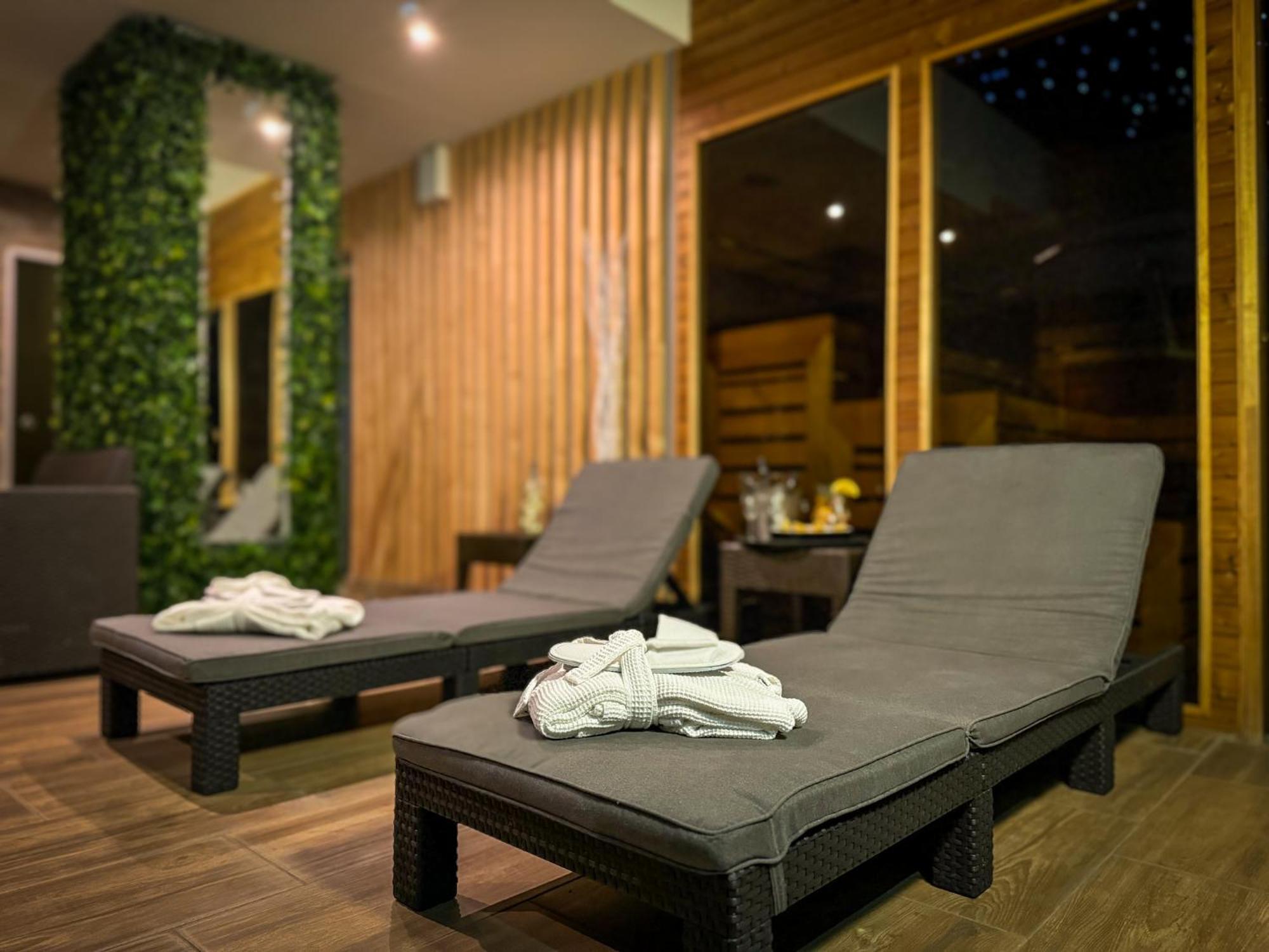 Modena Hotel