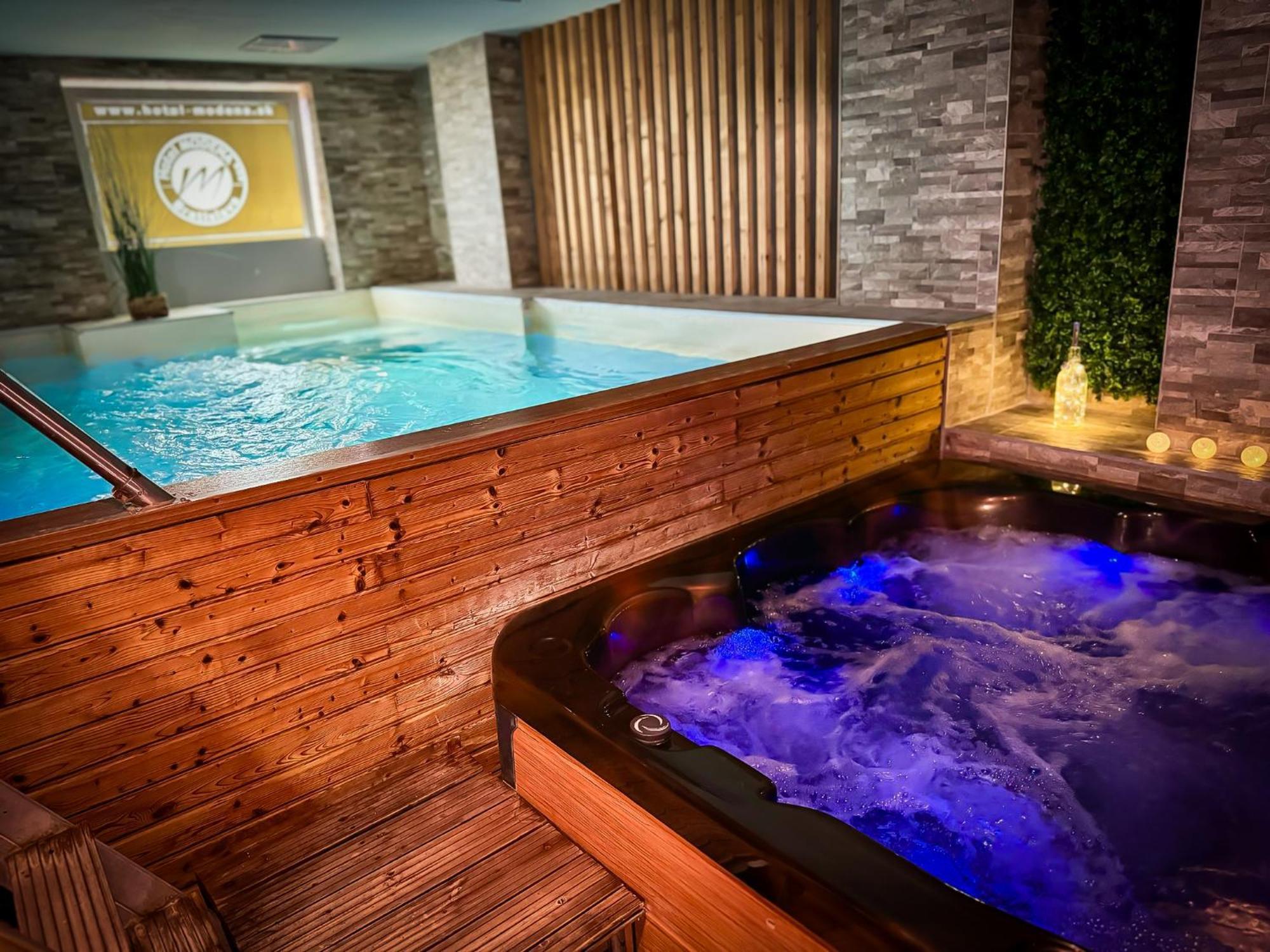 Modena Hotel 3*