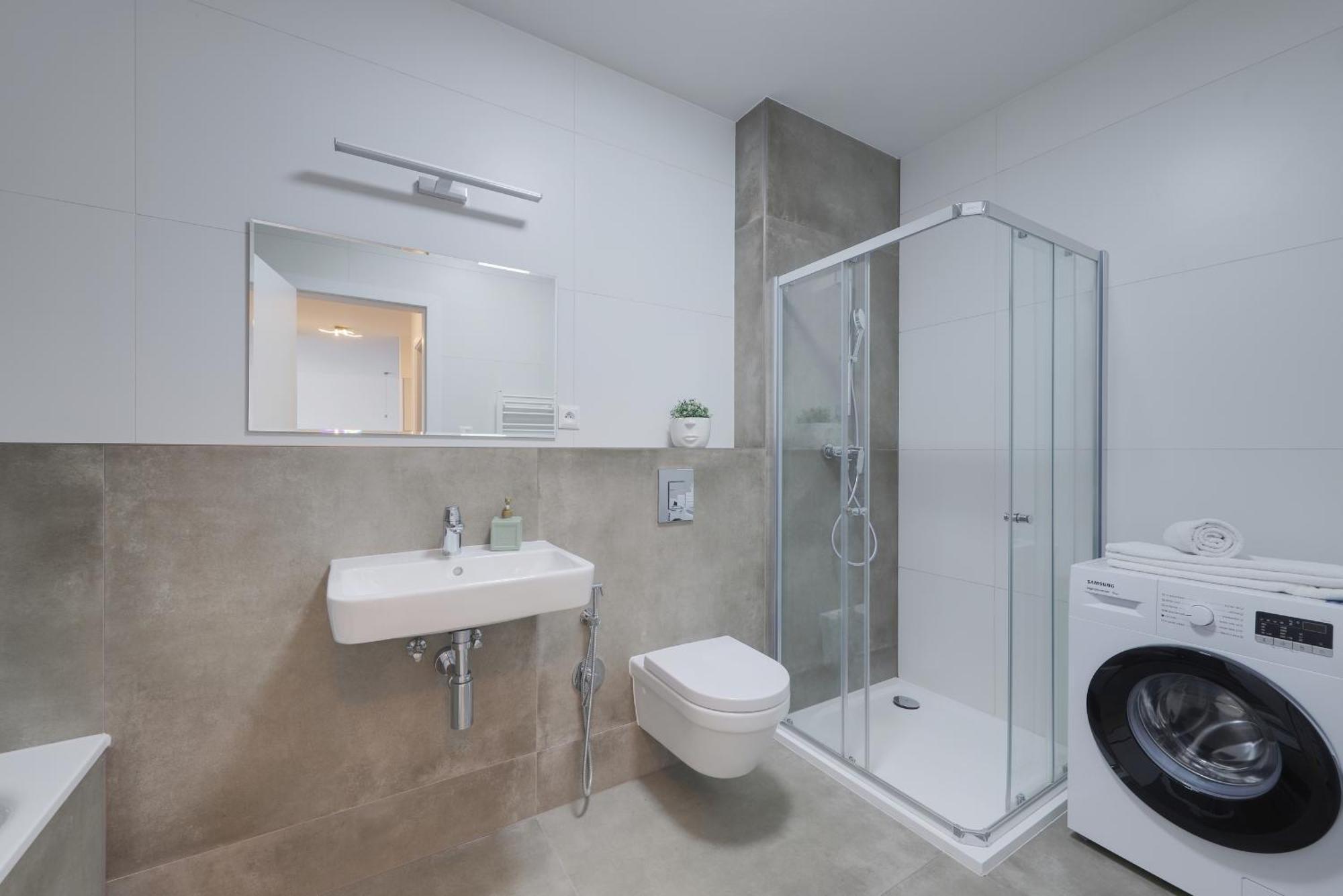 Bazova With Free Parking Apartment