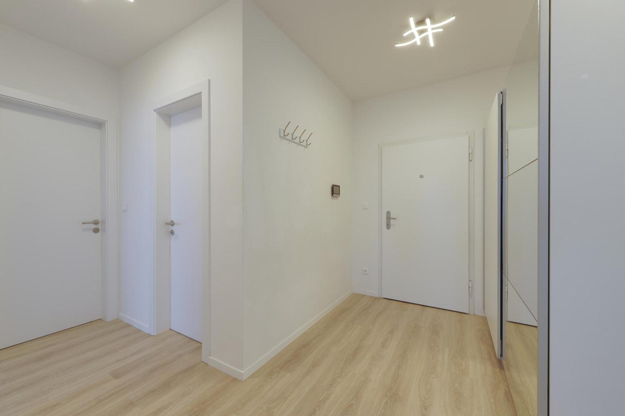 Bazova With Free Parking Apartment