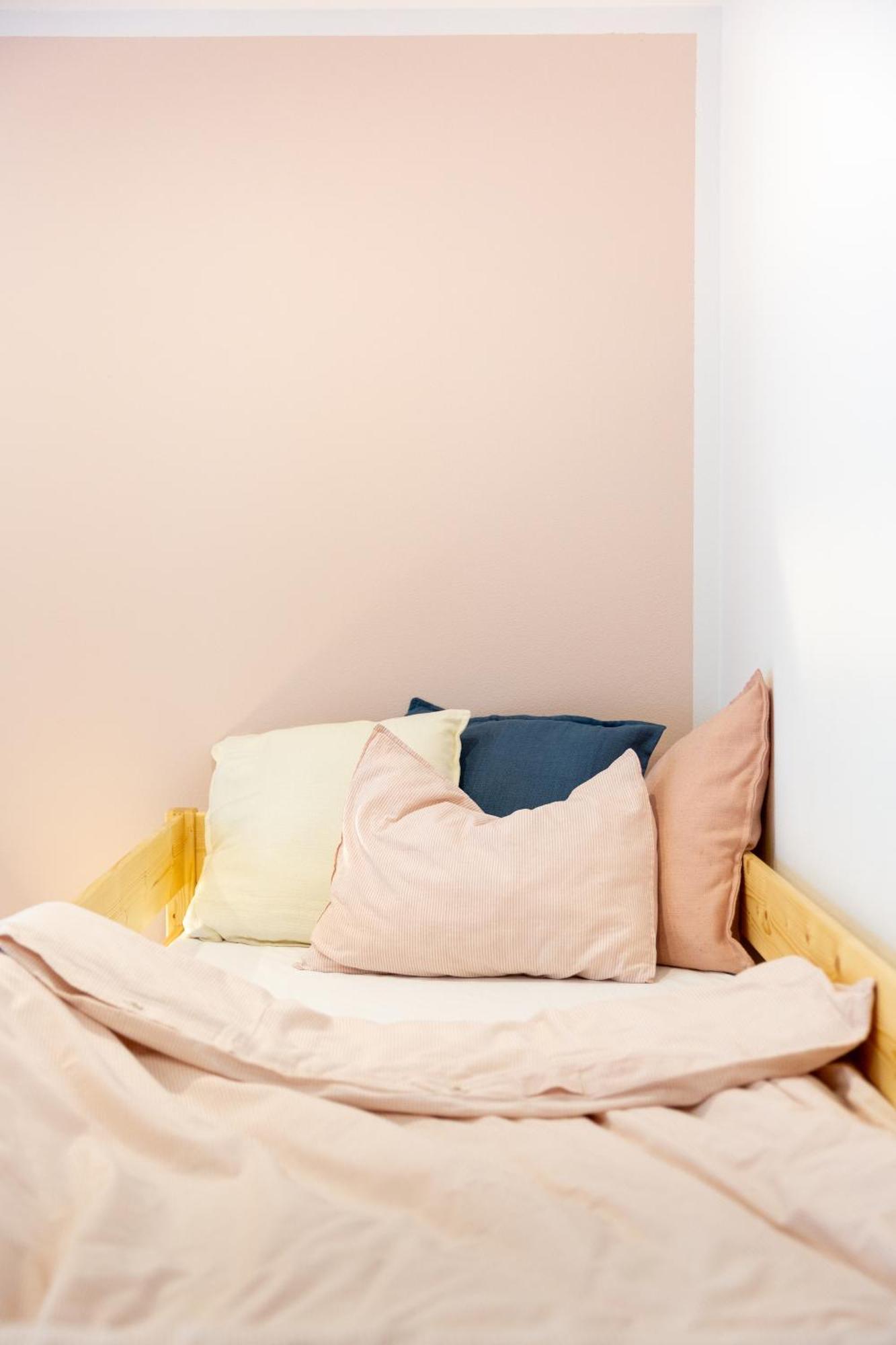Evergreen - Old Town Spacious Stylish With Ac And One And A Half Bath, Baby & Kid- Friendly * Bratislava