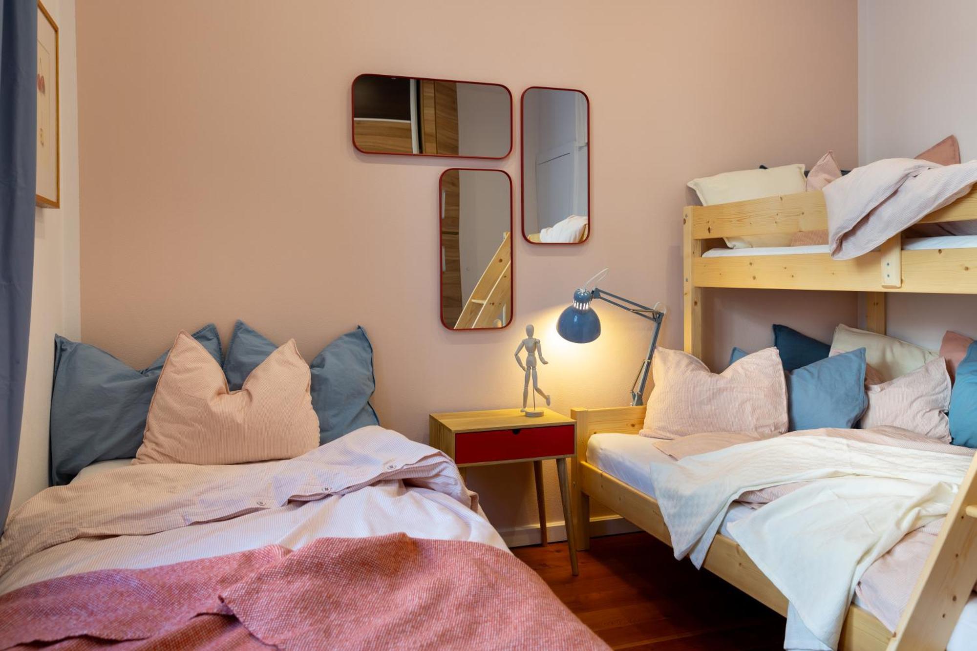 Evergreen - Old Town Spacious Stylish With Ac And One And A Half Bath, Baby & Kid- Friendly * Bratislava