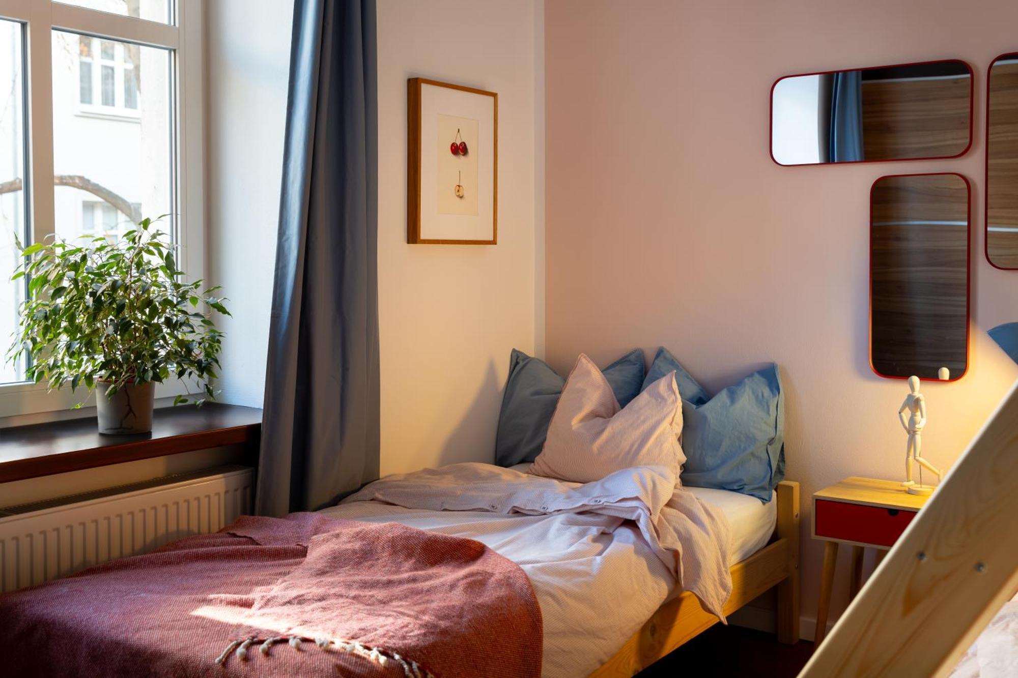 Evergreen - Old Town Spacious Stylish With Ac And One And A Half Bath, Baby & Kid- Friendly Apartment *