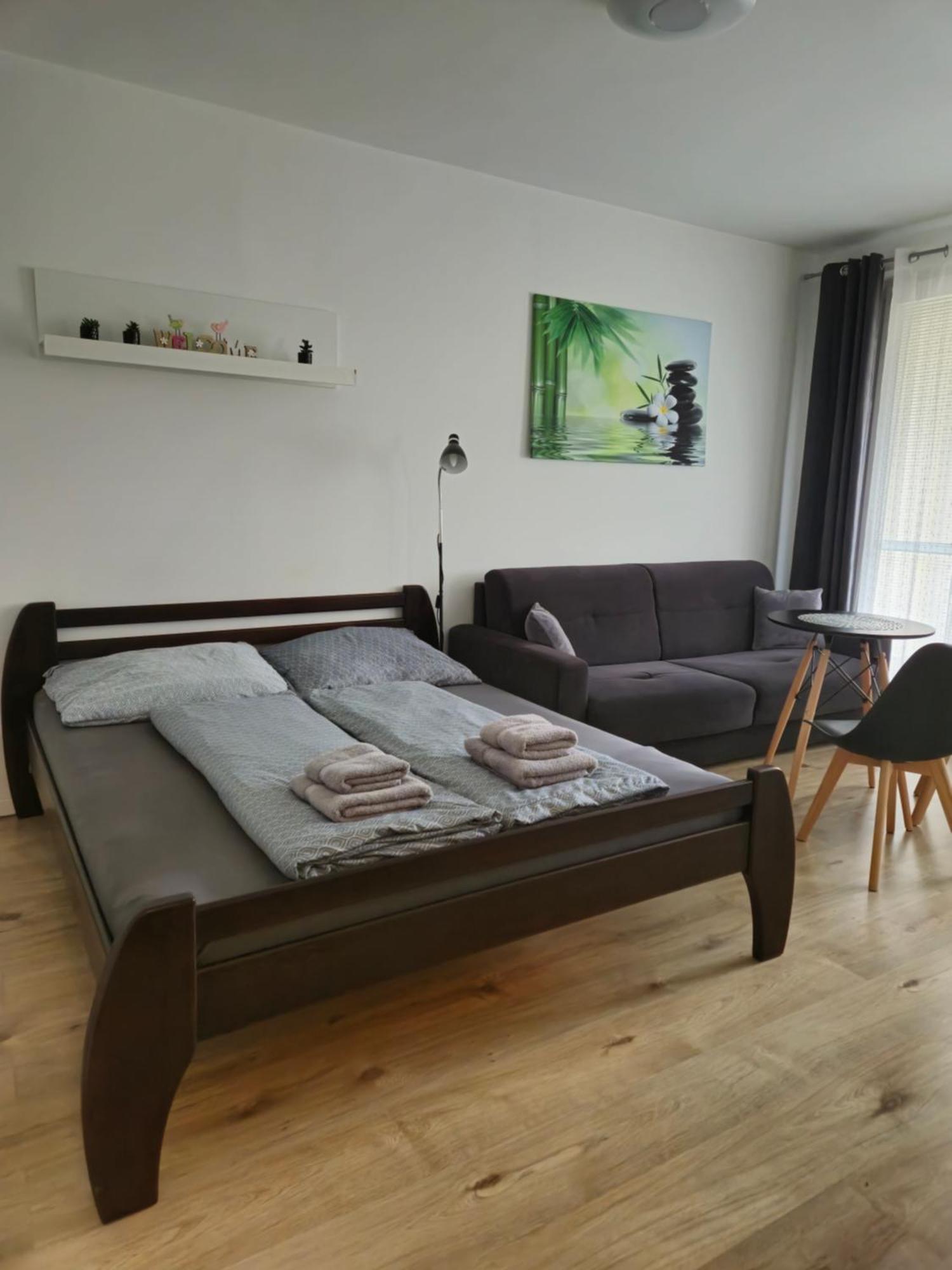 Klimka With Balcony, Free Wifi And Free Parking Bratislava