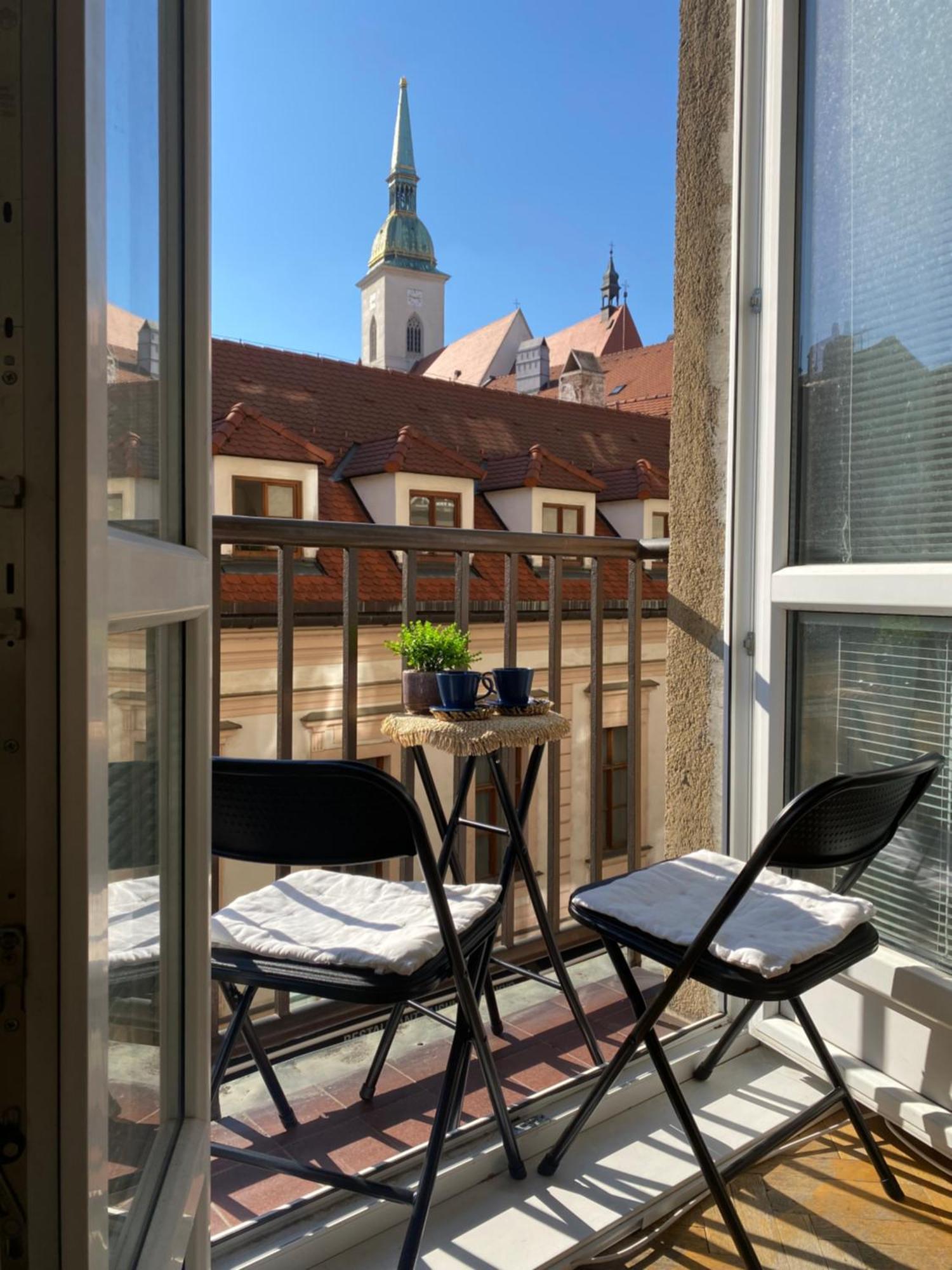 Audrey Hepburn Old Town Air Conditioned Apartment *