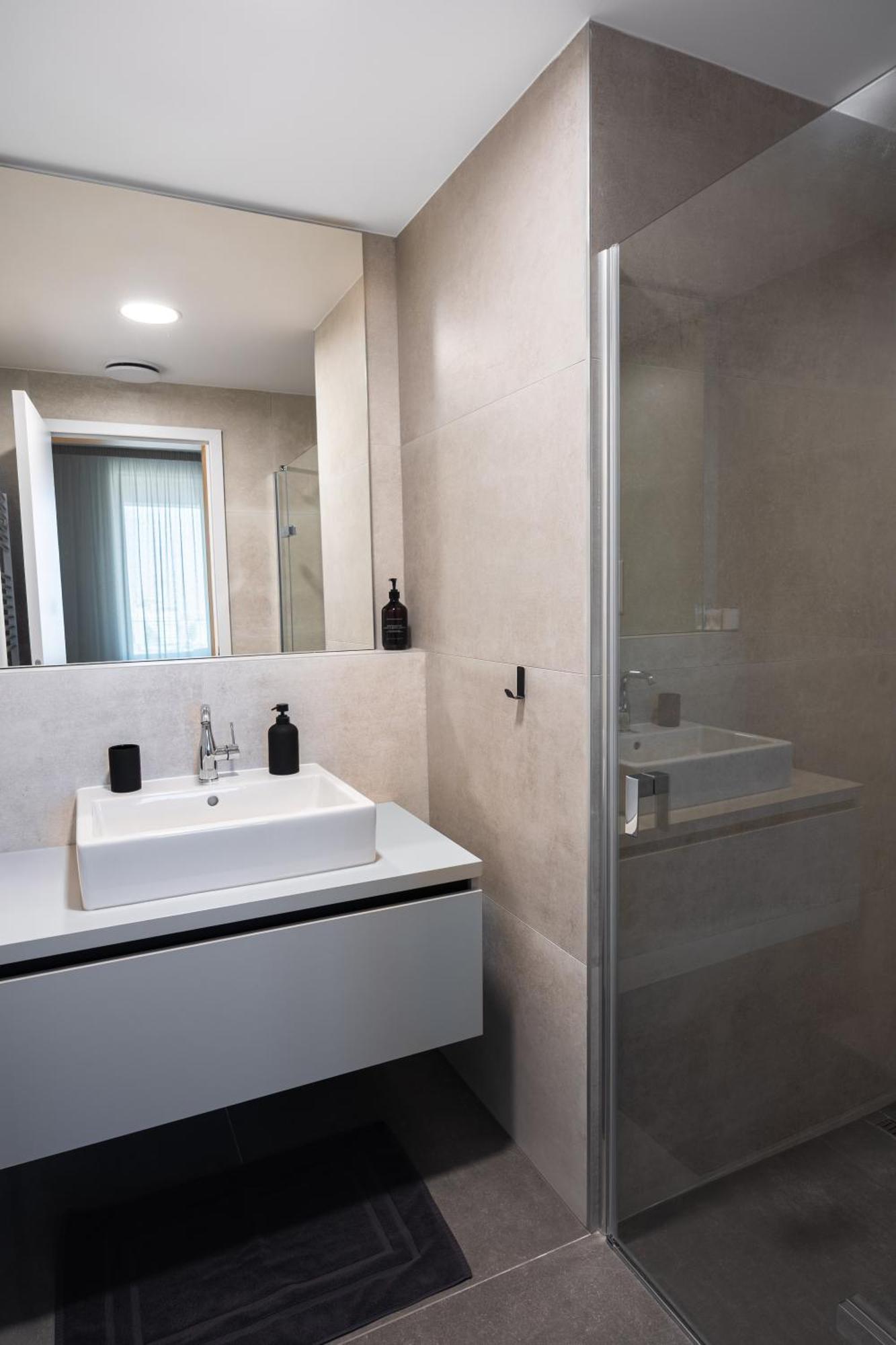 Sky Park Adam&eve - Free Parking - Amazing View Apartment
