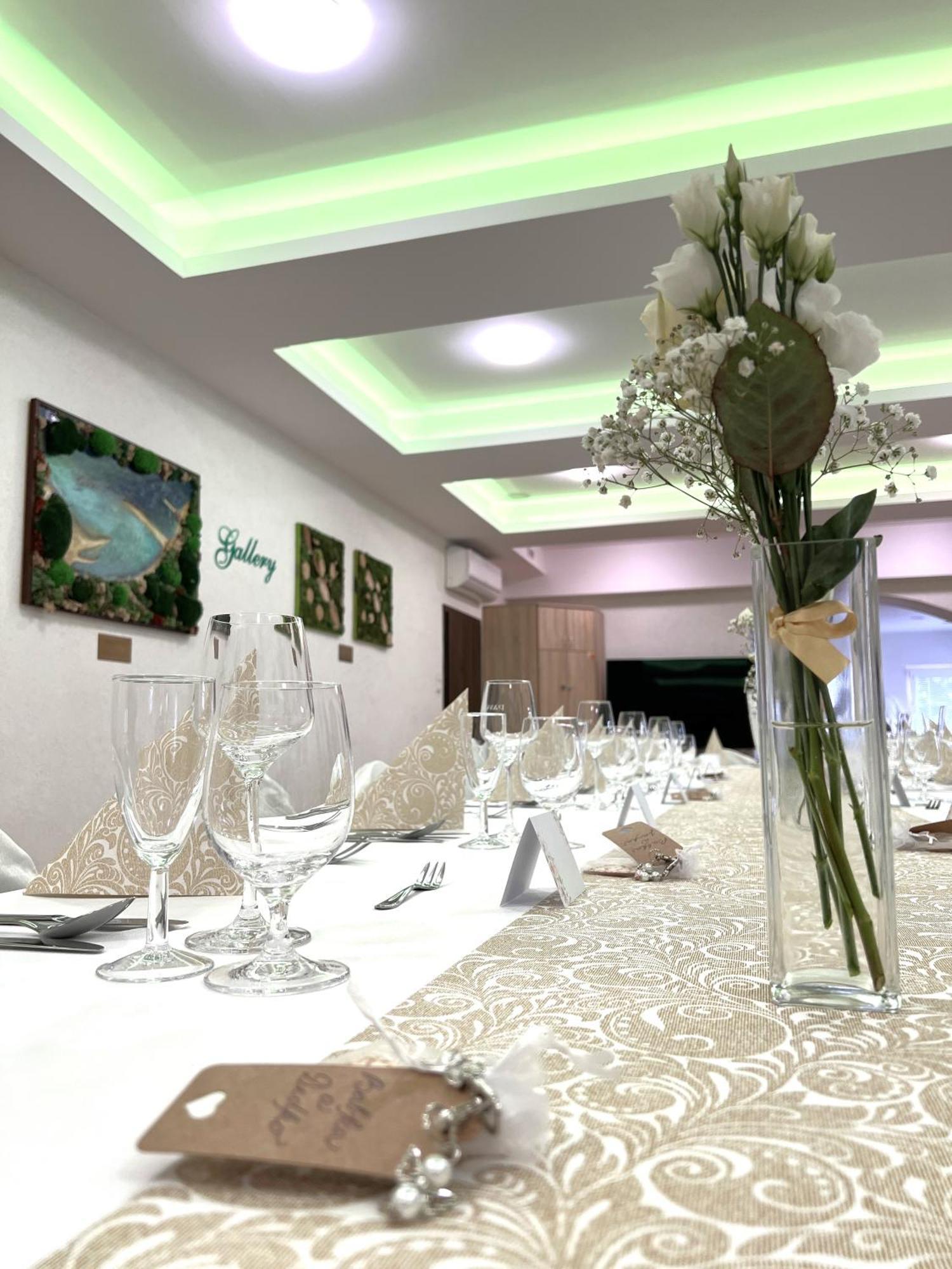 Wx Hotel 3* Bratislava