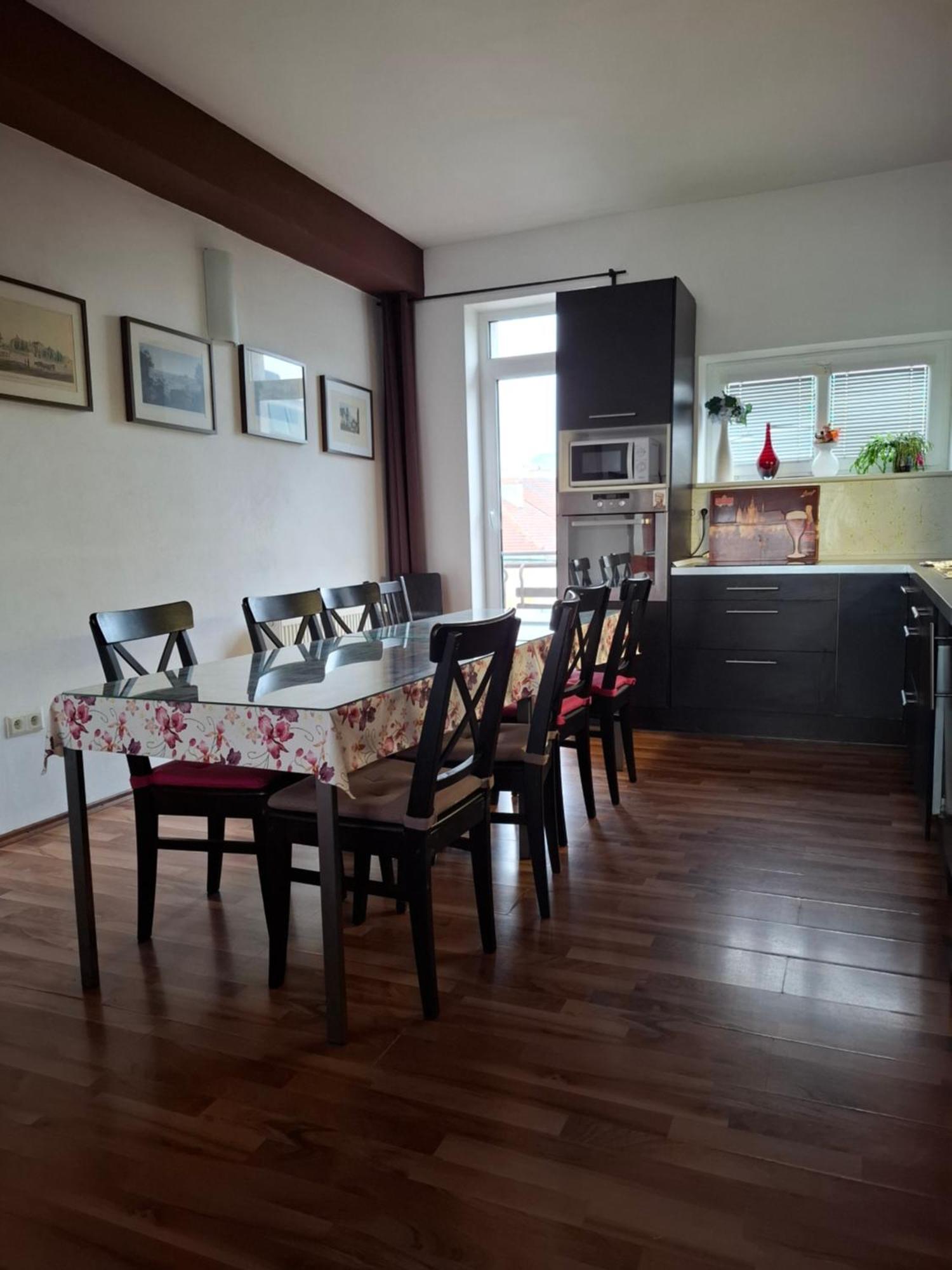 Apartment Maximilian Apartment Pressburg