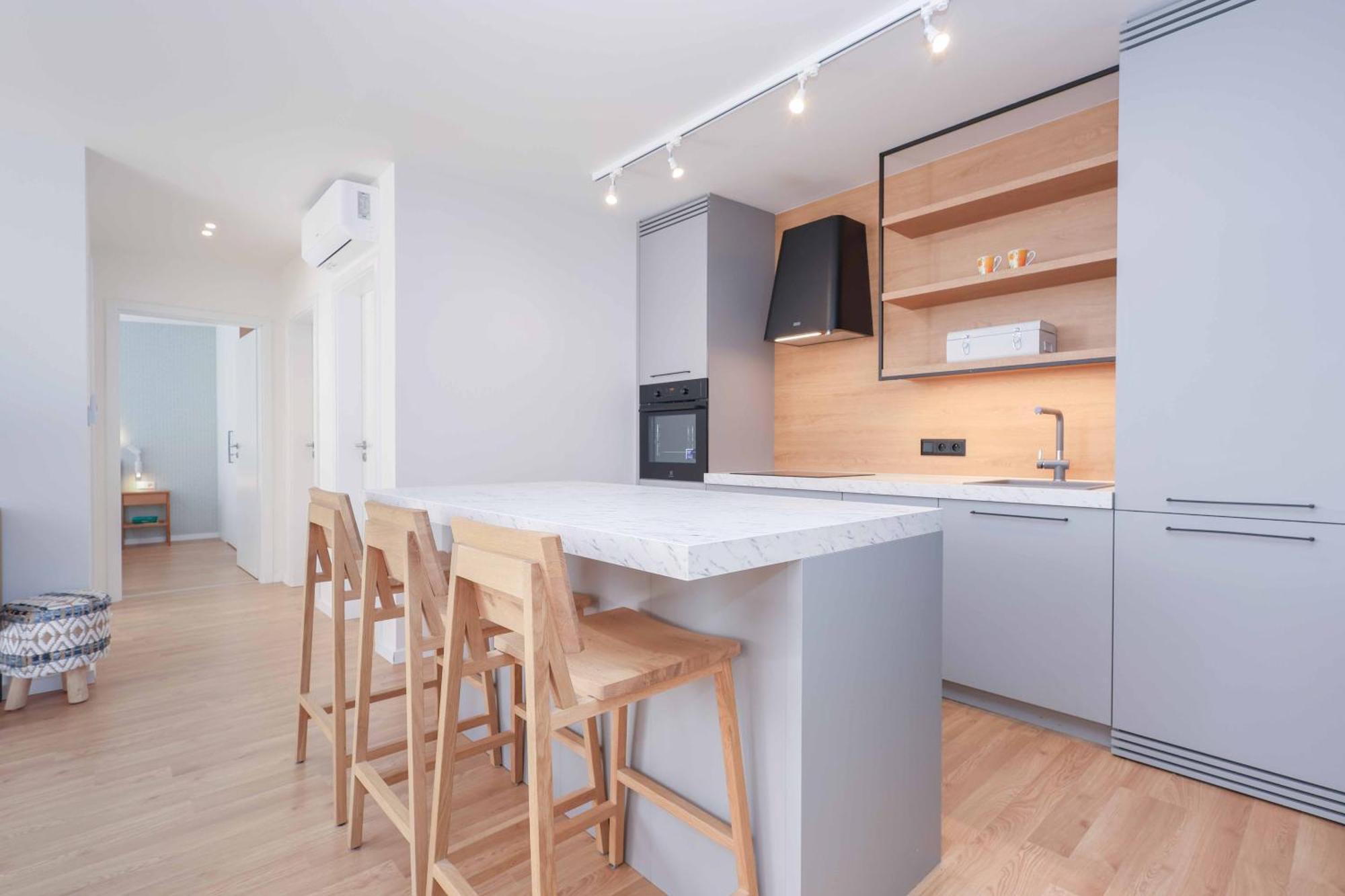 Peaceful Oldtown Free Parking 2-bedroom Apartment