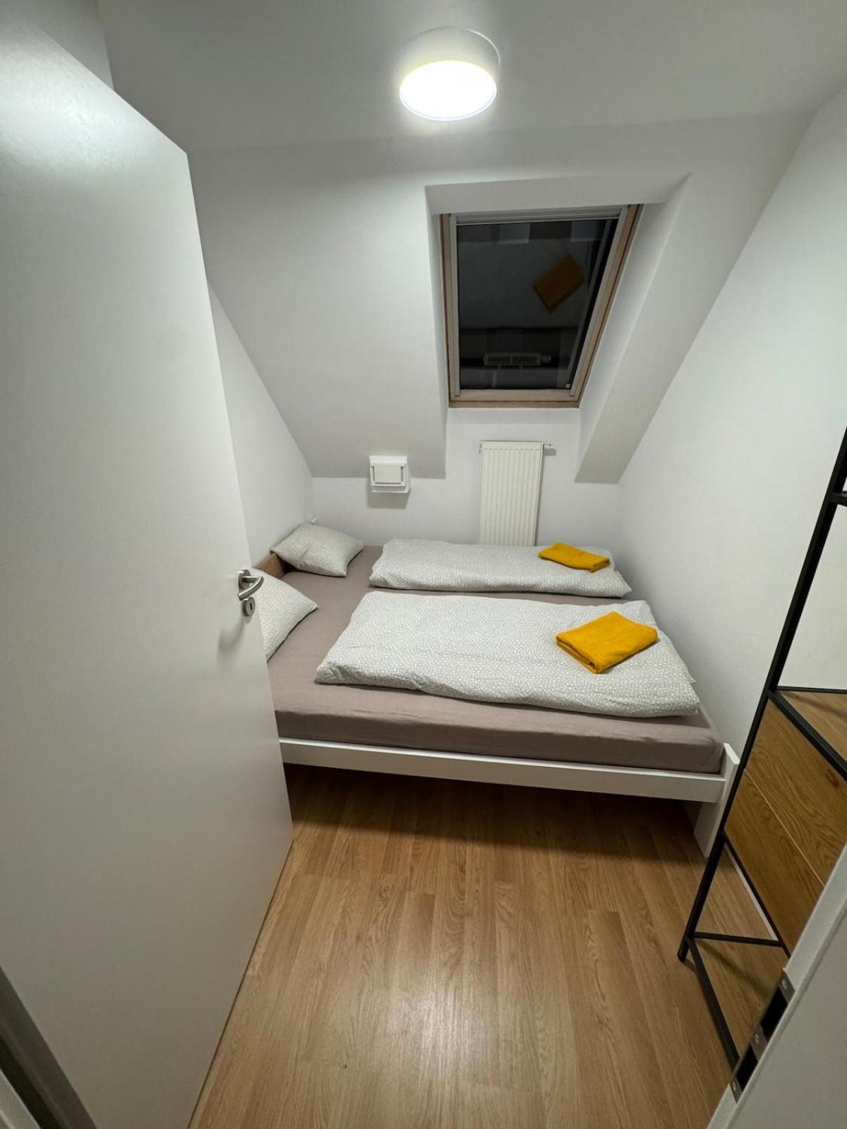 Apartment Peaceful Oldtown Free Parking 2-bedroom Bratislava