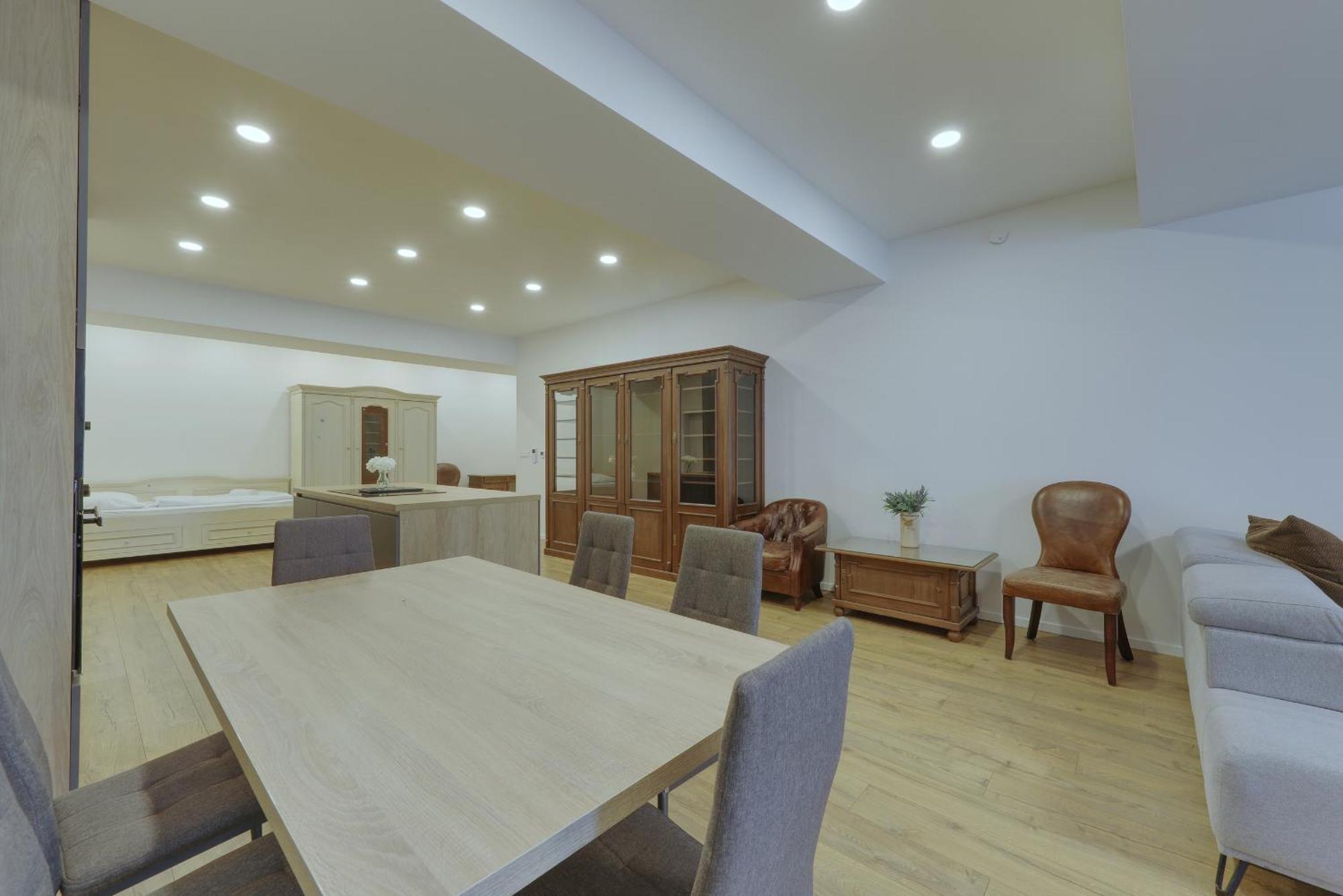 Apartment Shone Old Town 2 Bedroom Bratislava