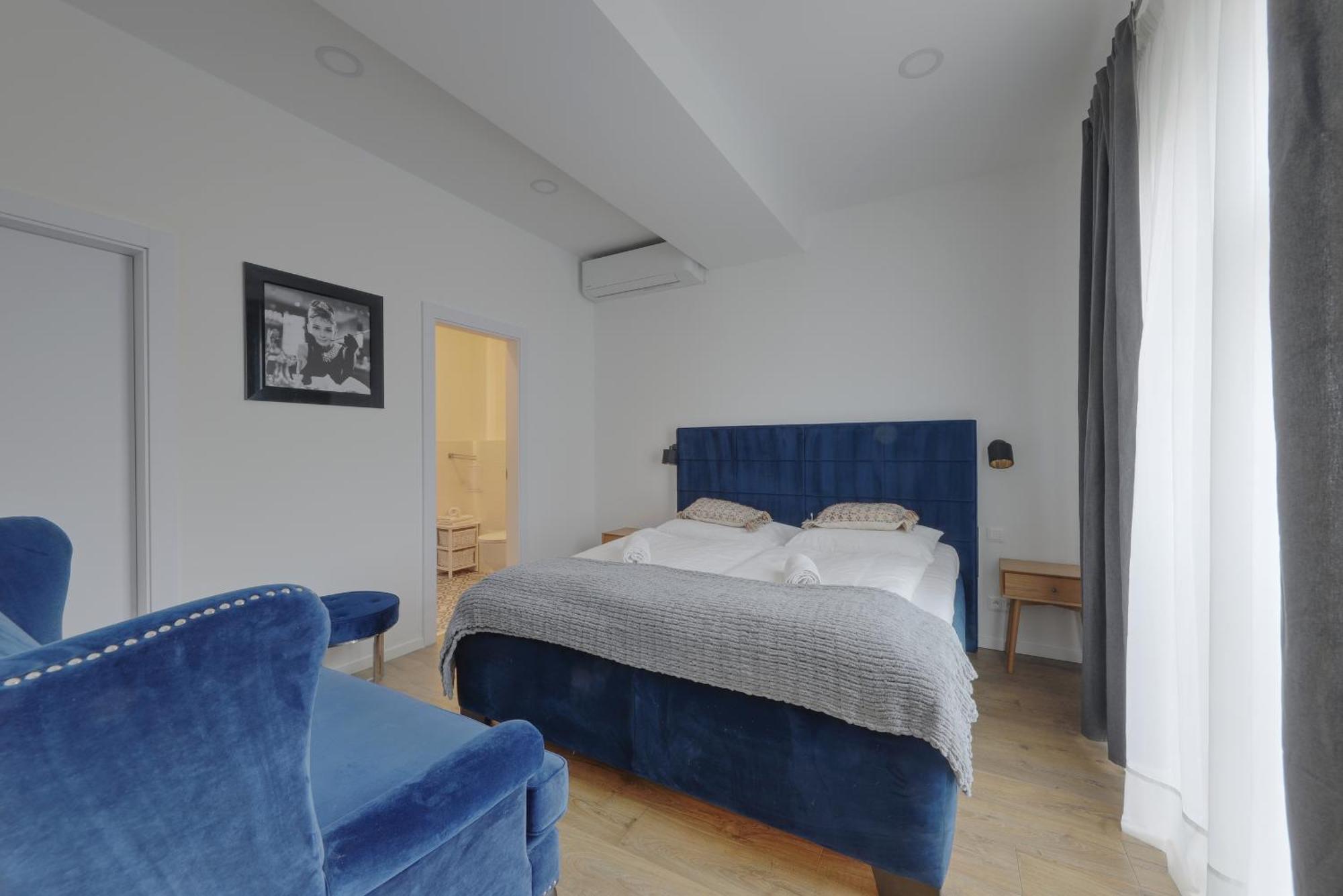 Shone Old Town 2 Bedroom Bratislava