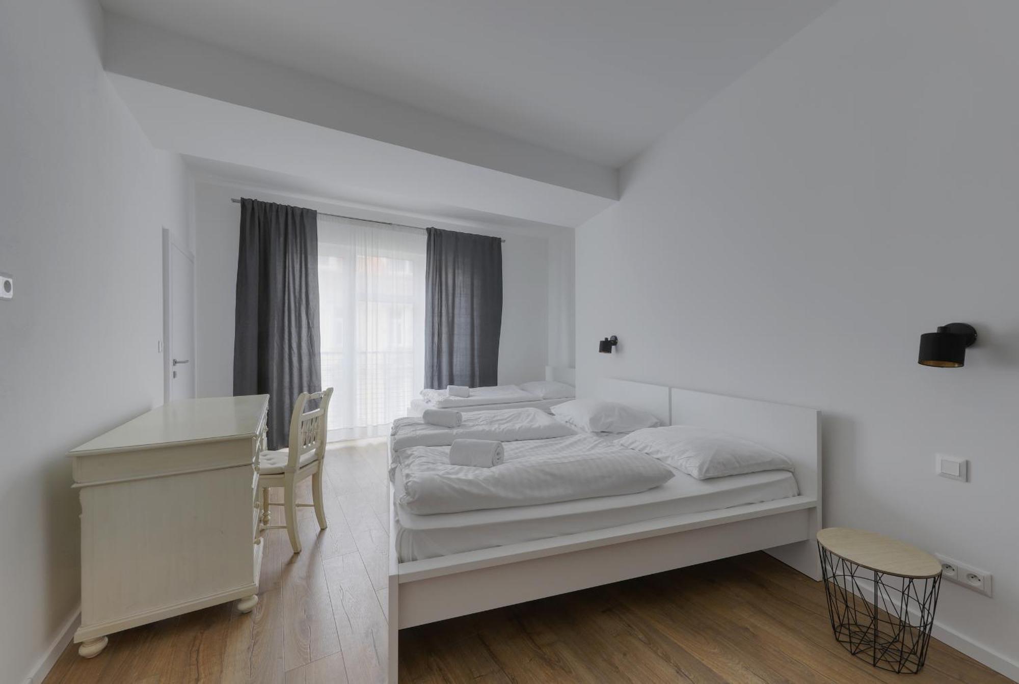 Shone Old Town 2 Bedroom * Bratislava