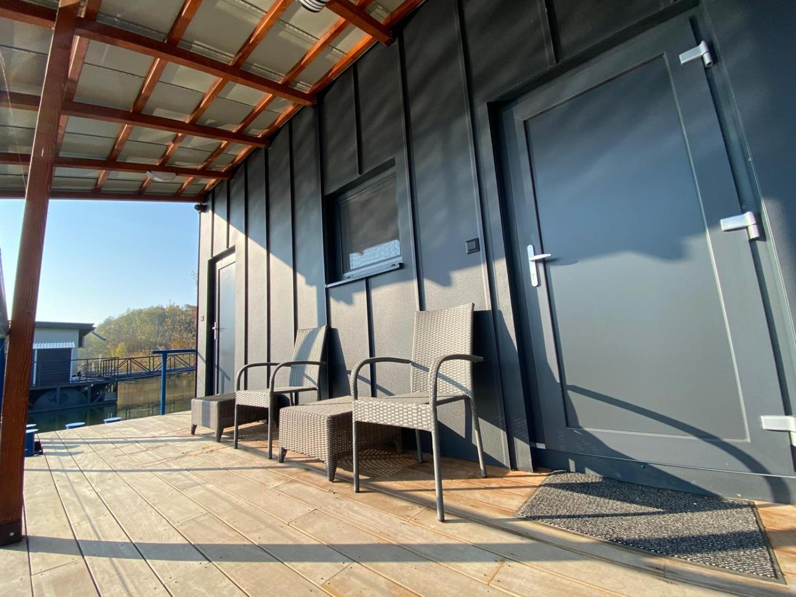 Houseboat Na Dunaji -