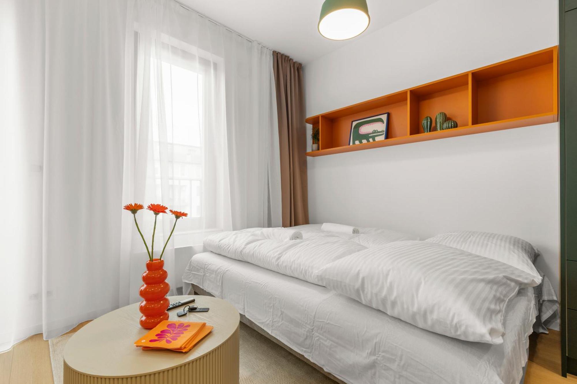 Apartment Lam Orange Ac - Balcony *