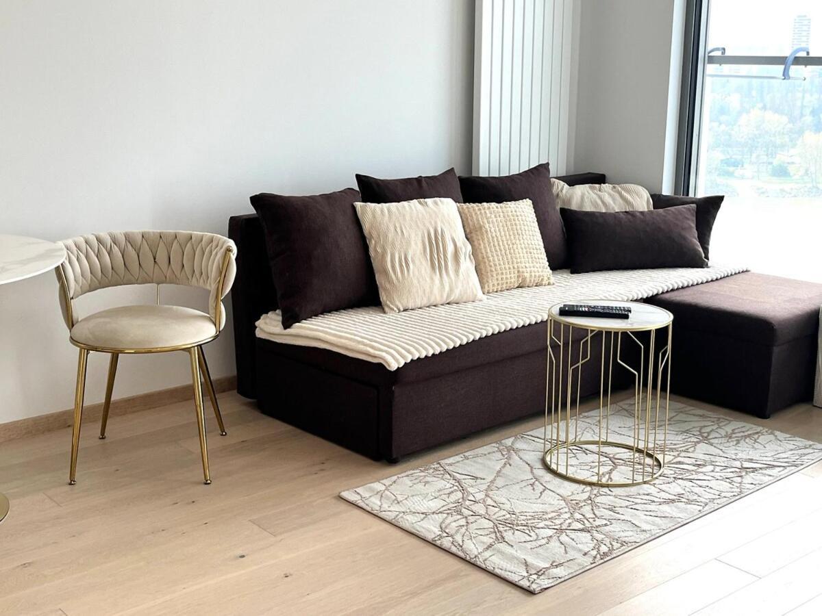 Apartment Luxury Aparment In Eurovea Tower Bratislava