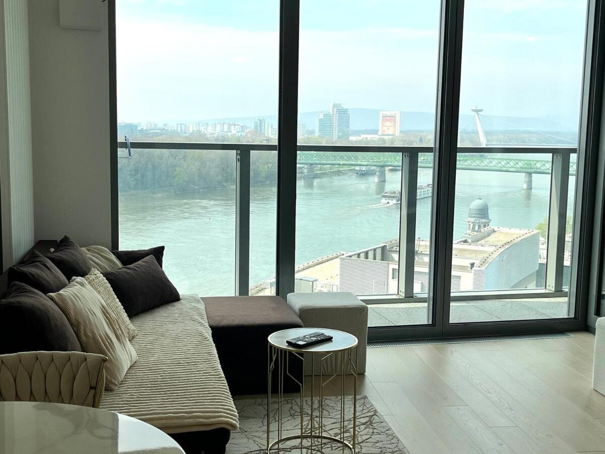 Apartment Luxury Aparment In Eurovea Tower *