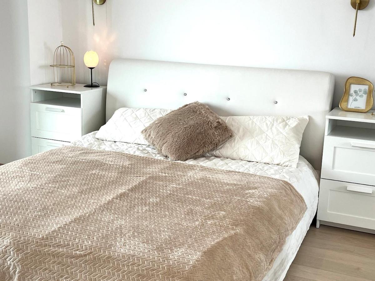Luxury Aparment In Eurovea Tower *
