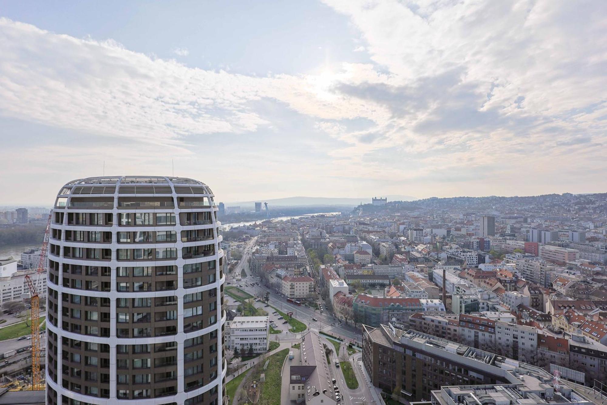 Skypark Tower 3- Free Parking And Views *
