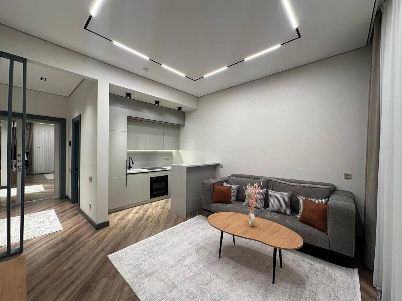 Apartment Center