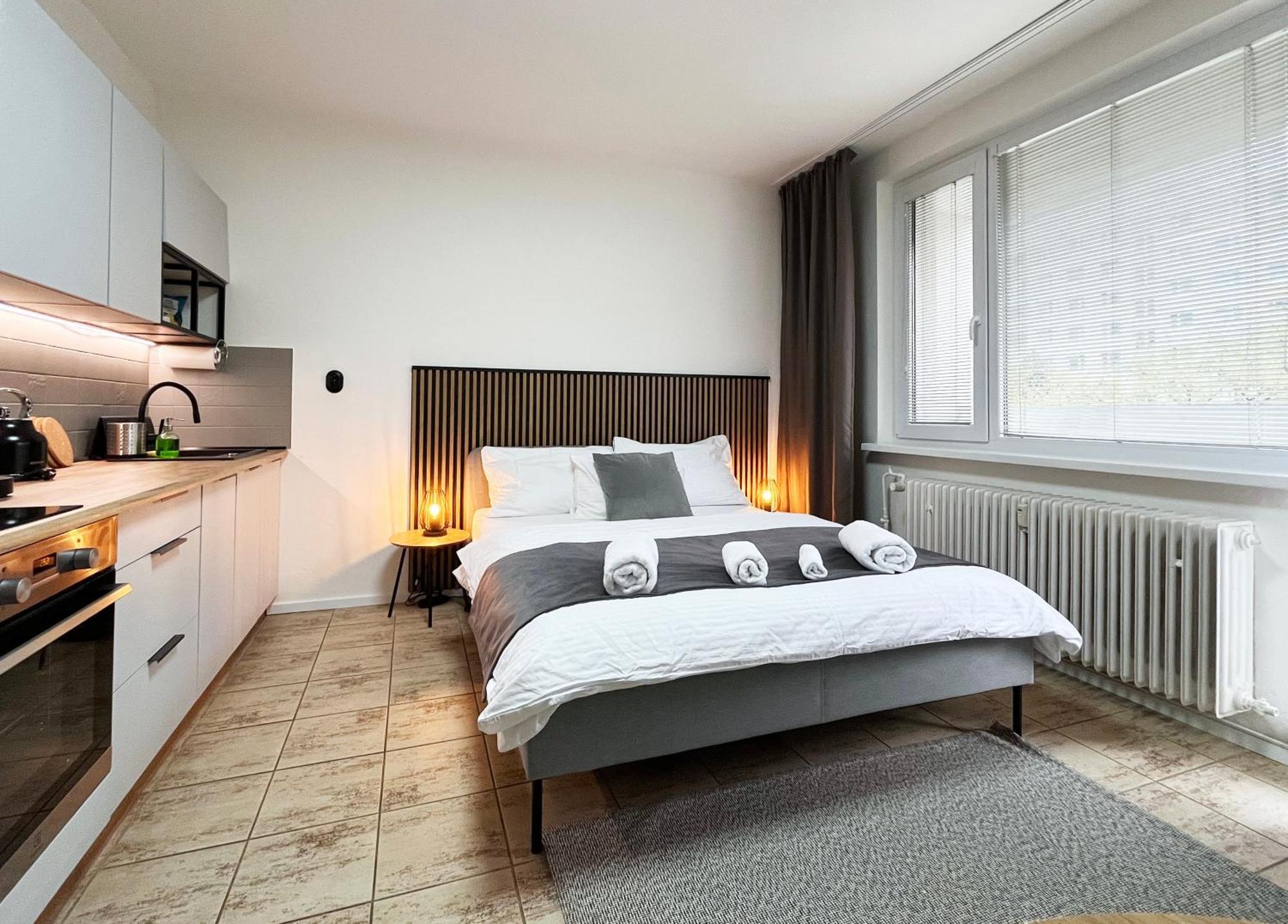 New Cozy Studio, Ac & Free Private Parking Apartment Bratislava