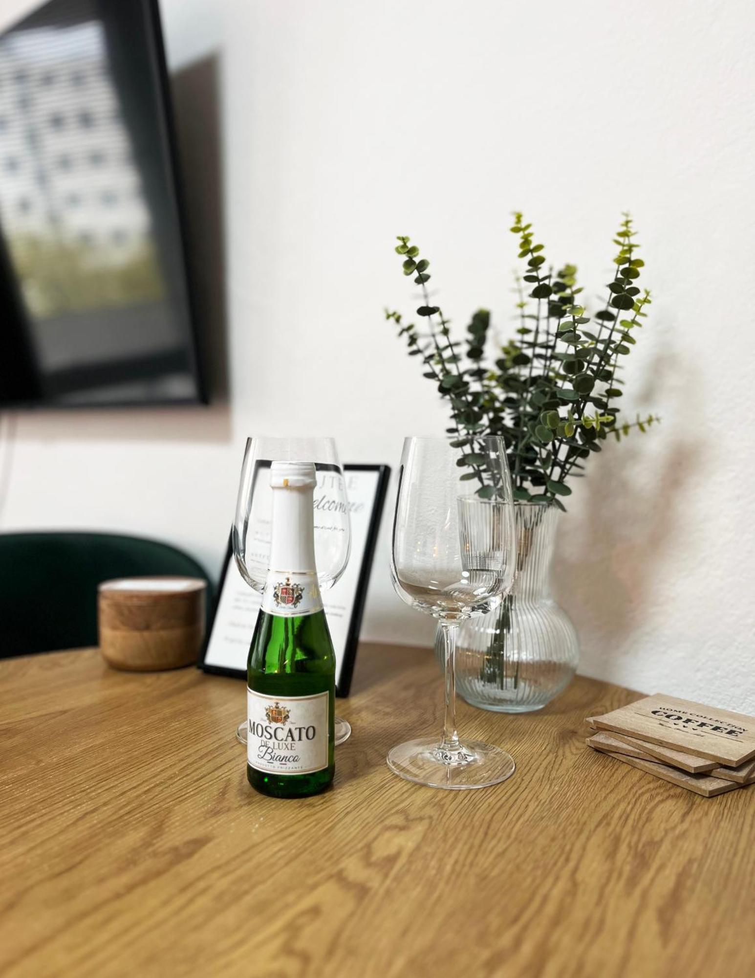 New Cozy Studio, Ac & Free Private Parking