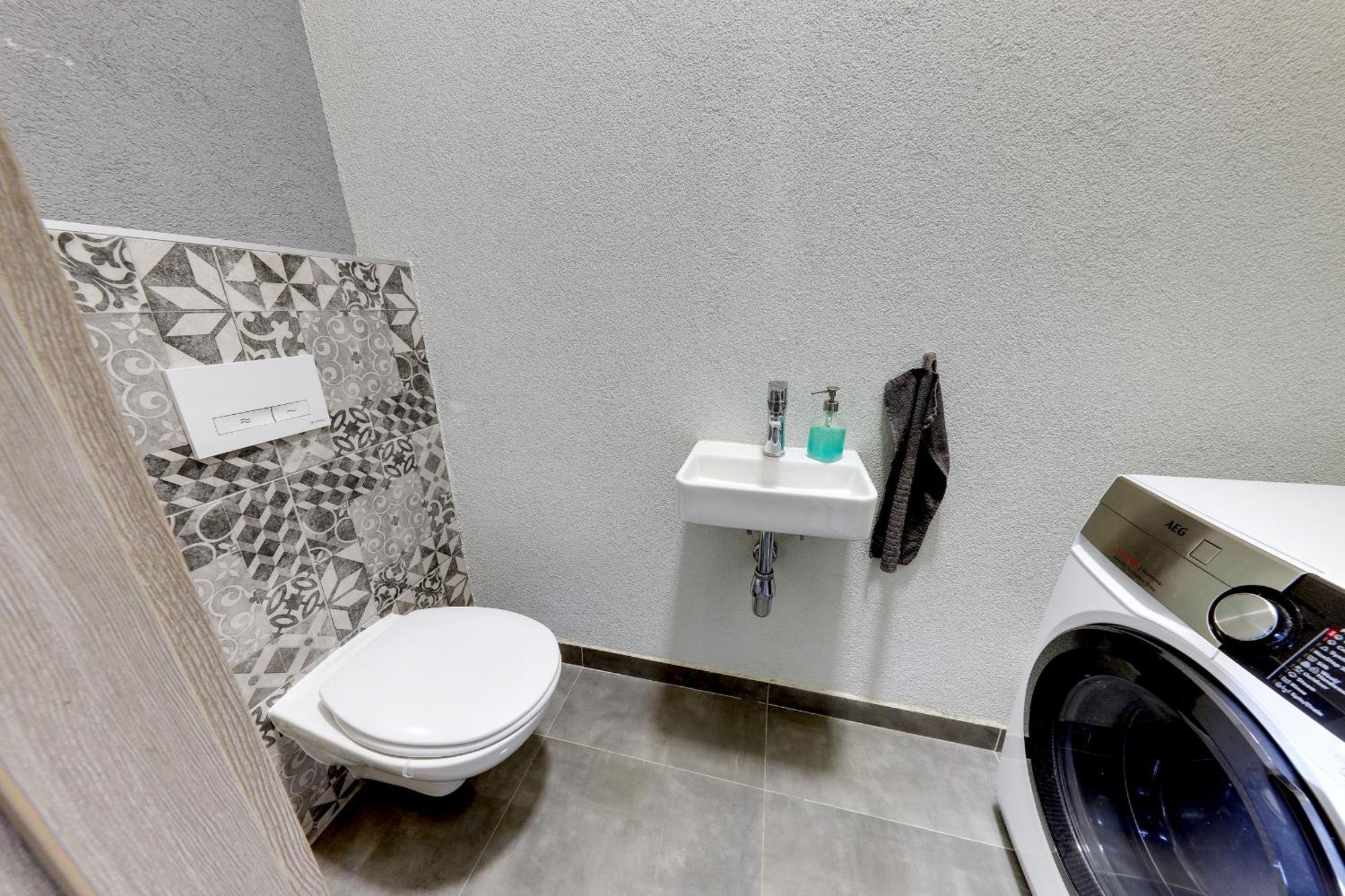 Lovely 2-bedroom In Centre Of